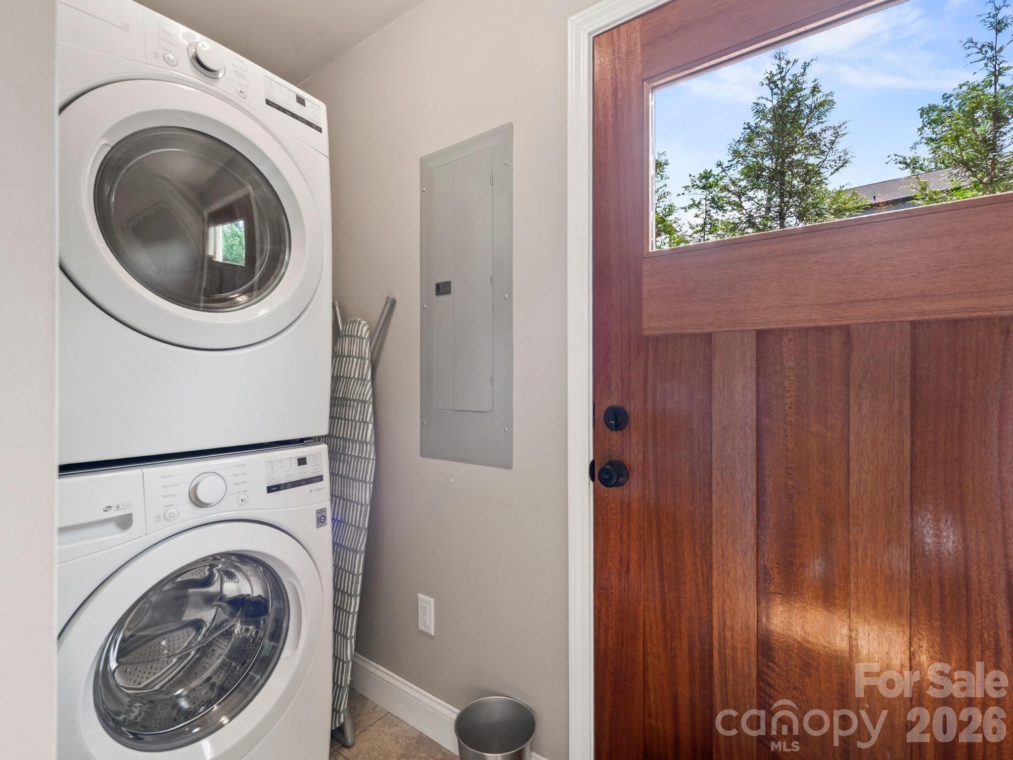 154 & 156 Dogwood Drive — Weaverville