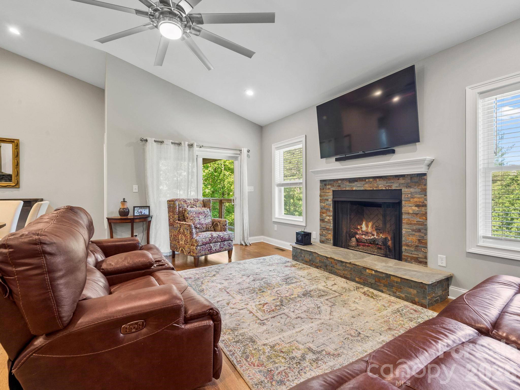 154 & 156 Dogwood Drive — Weaverville