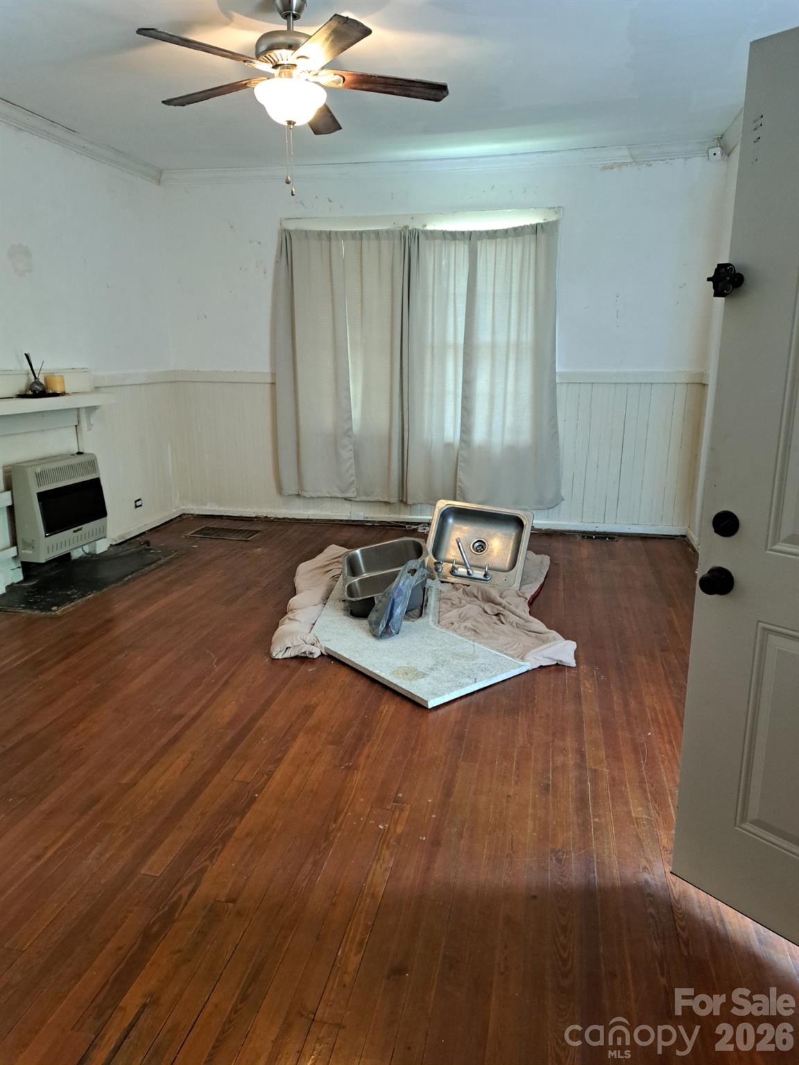 106 N Liberty Street — Gastonia