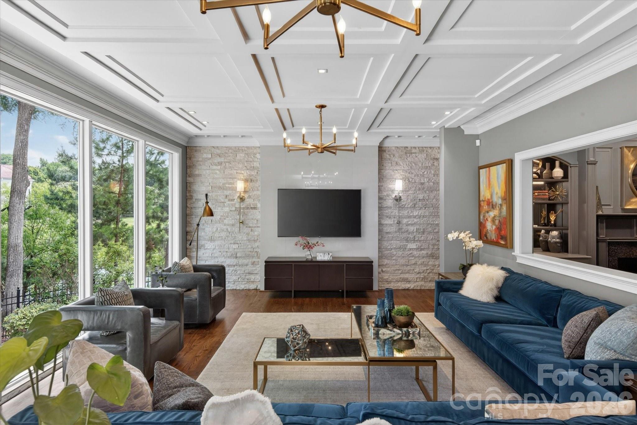 6405 Mitchell Hollow Road — Charlotte
