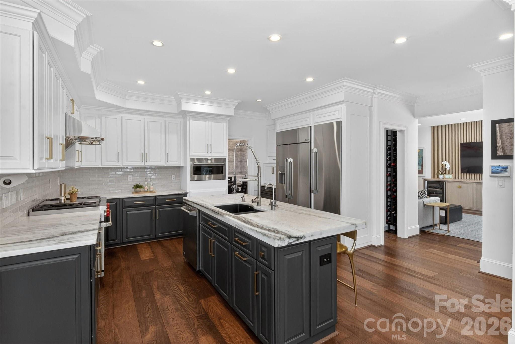 6405 Mitchell Hollow Road — Charlotte