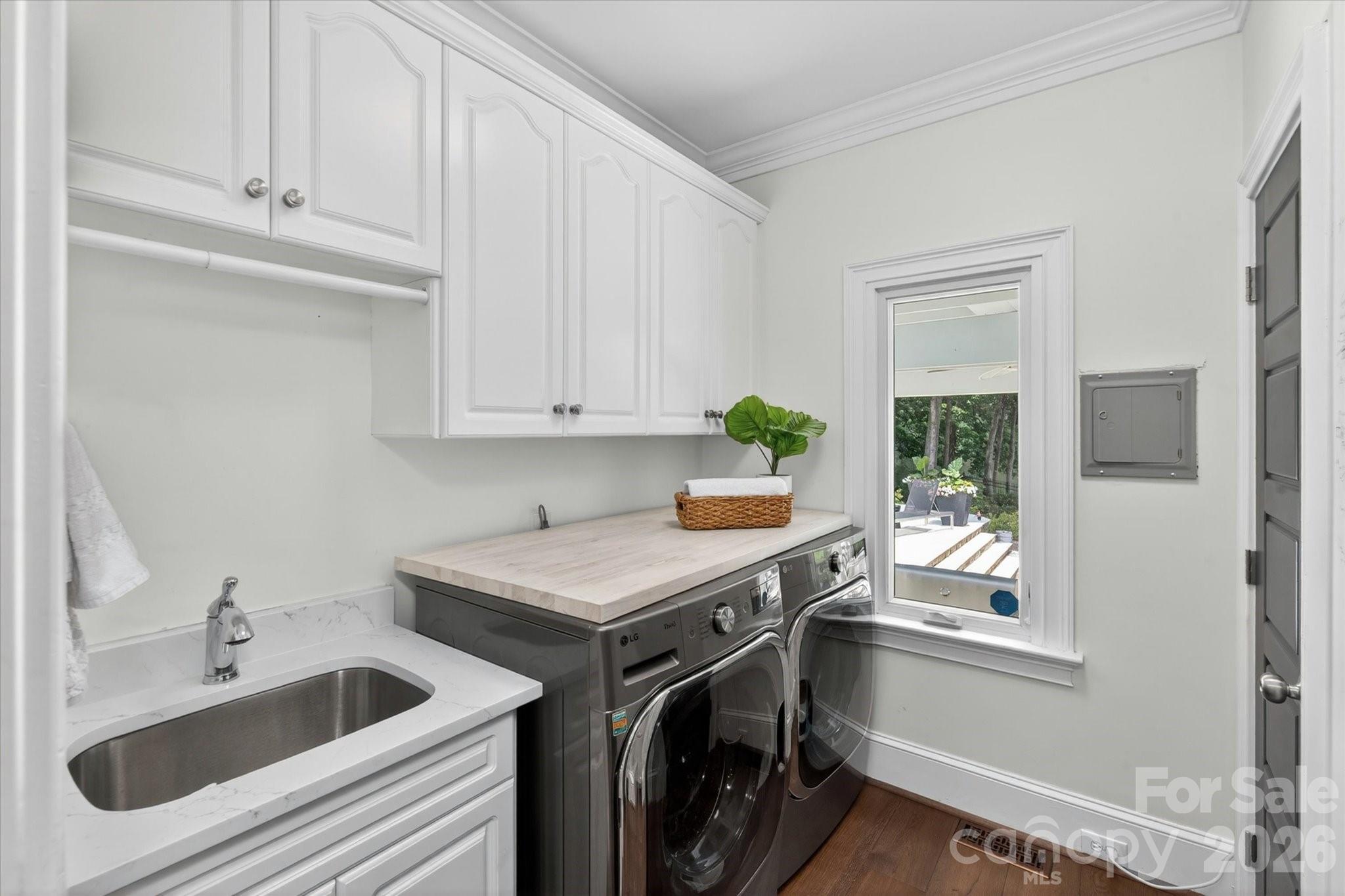 6405 Mitchell Hollow Road — Charlotte