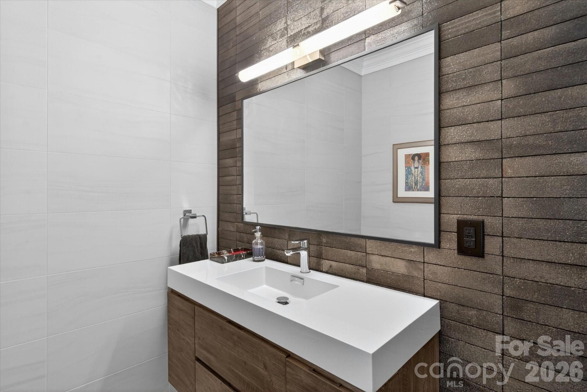 6405 Mitchell Hollow Road — Charlotte