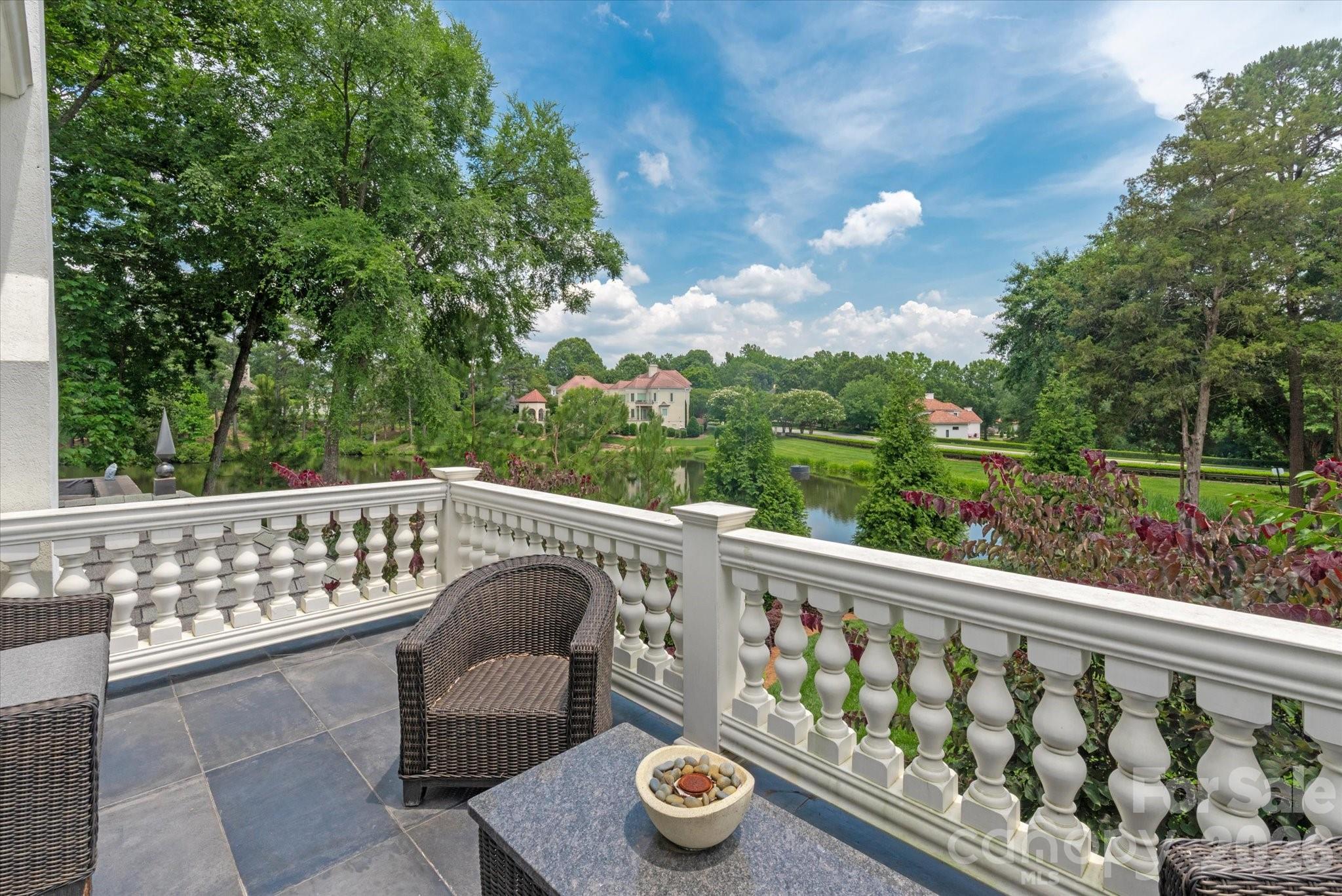 6405 Mitchell Hollow Road — Charlotte