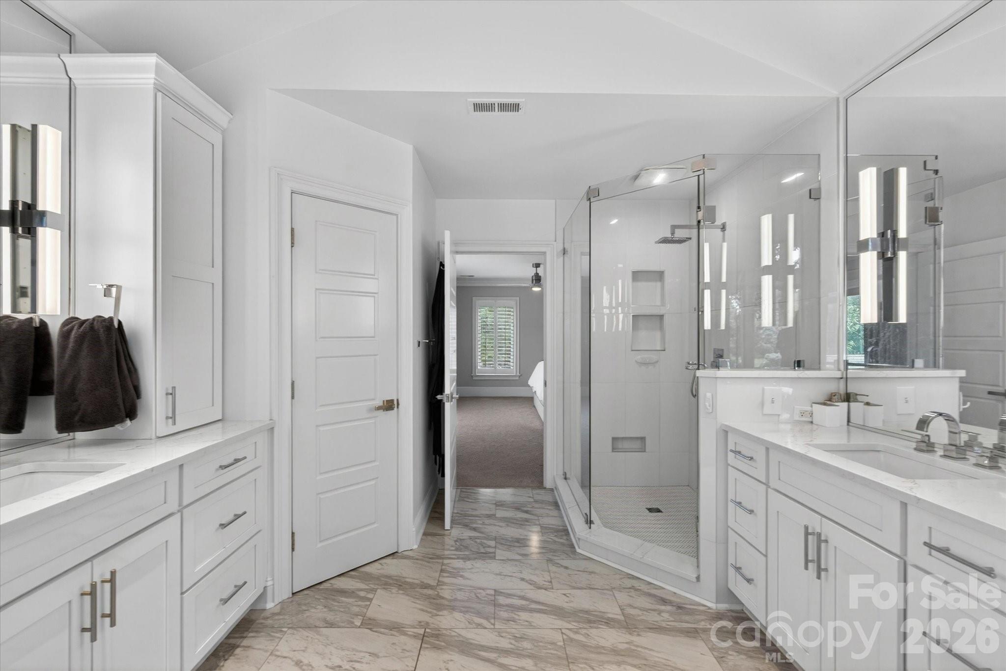 6405 Mitchell Hollow Road — Charlotte