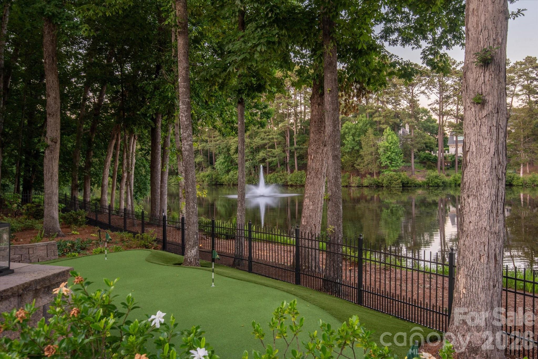 6405 Mitchell Hollow Road — Charlotte