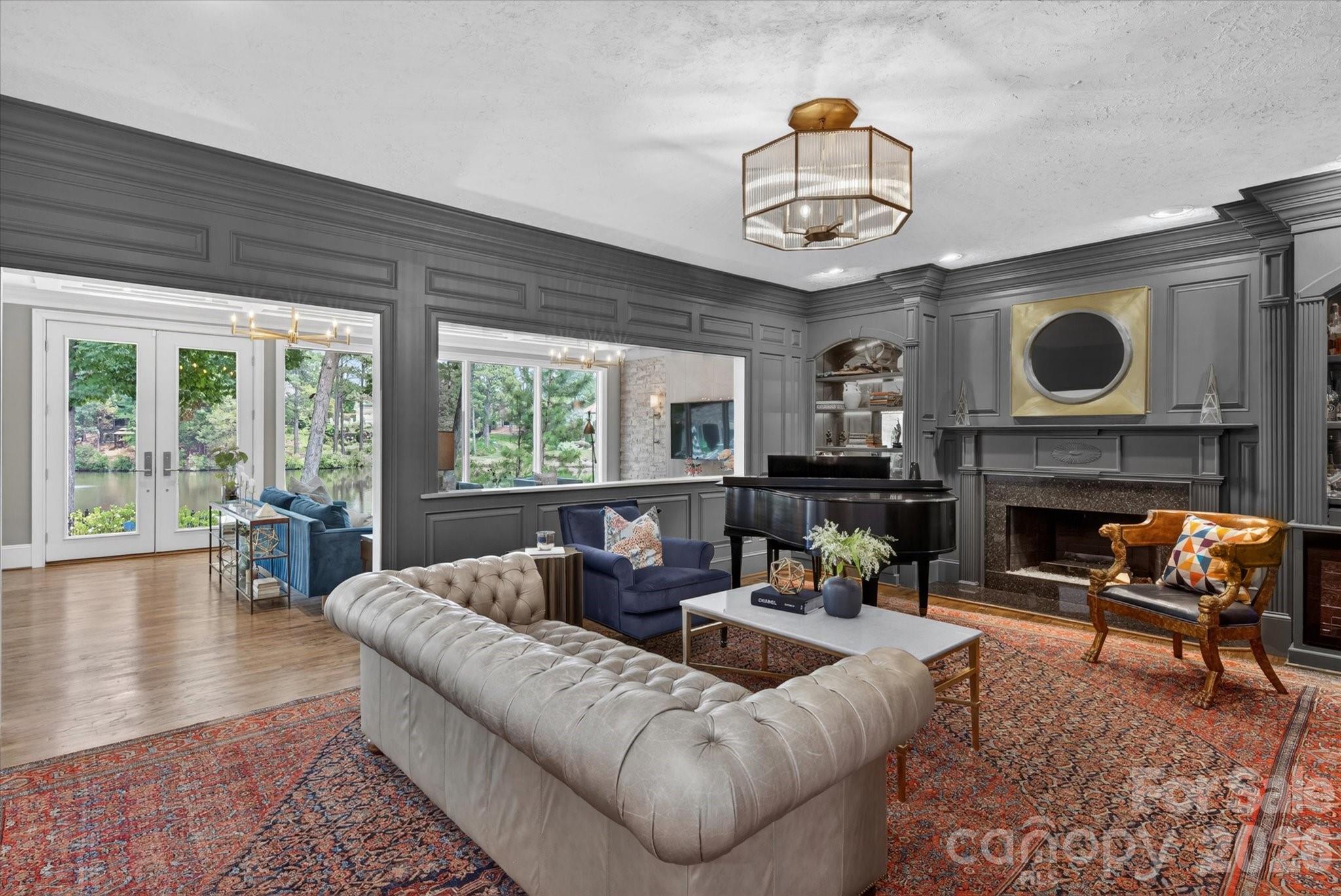 6405 Mitchell Hollow Road — Charlotte