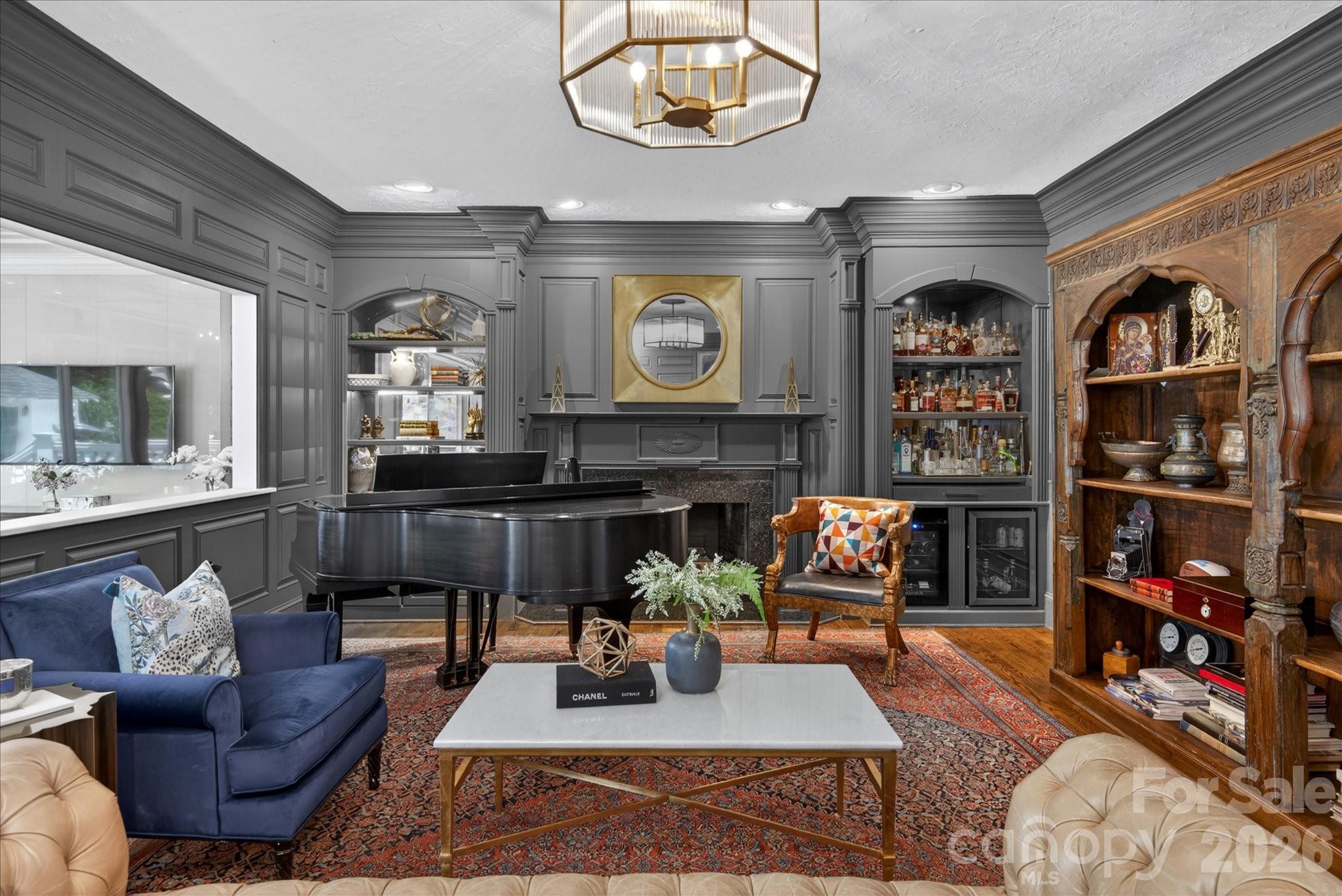 6405 Mitchell Hollow Road — Charlotte