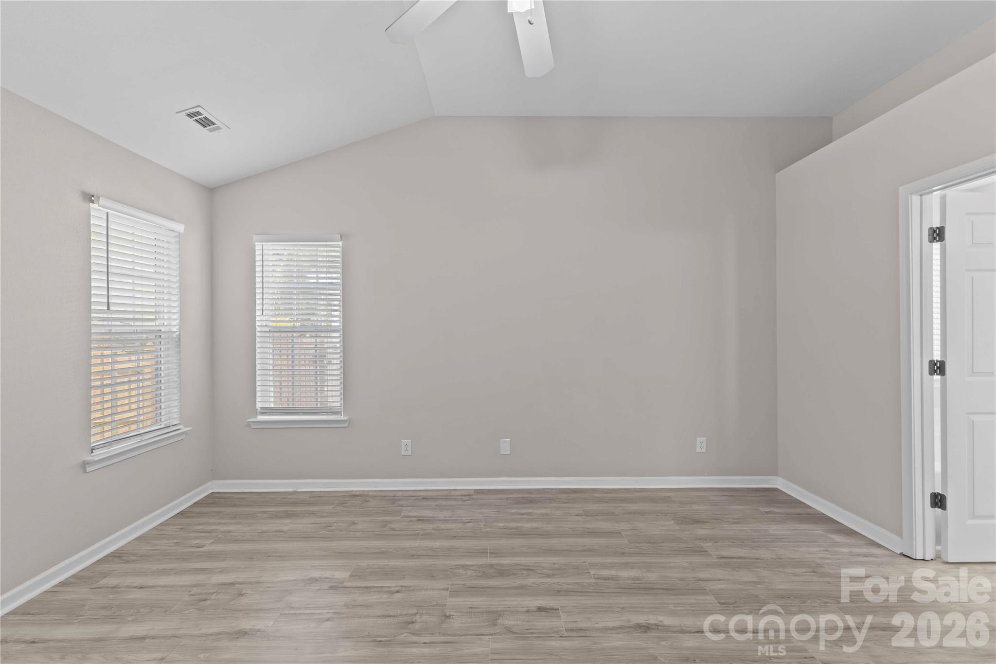 17300 Commons Crossing Drive — Charlotte