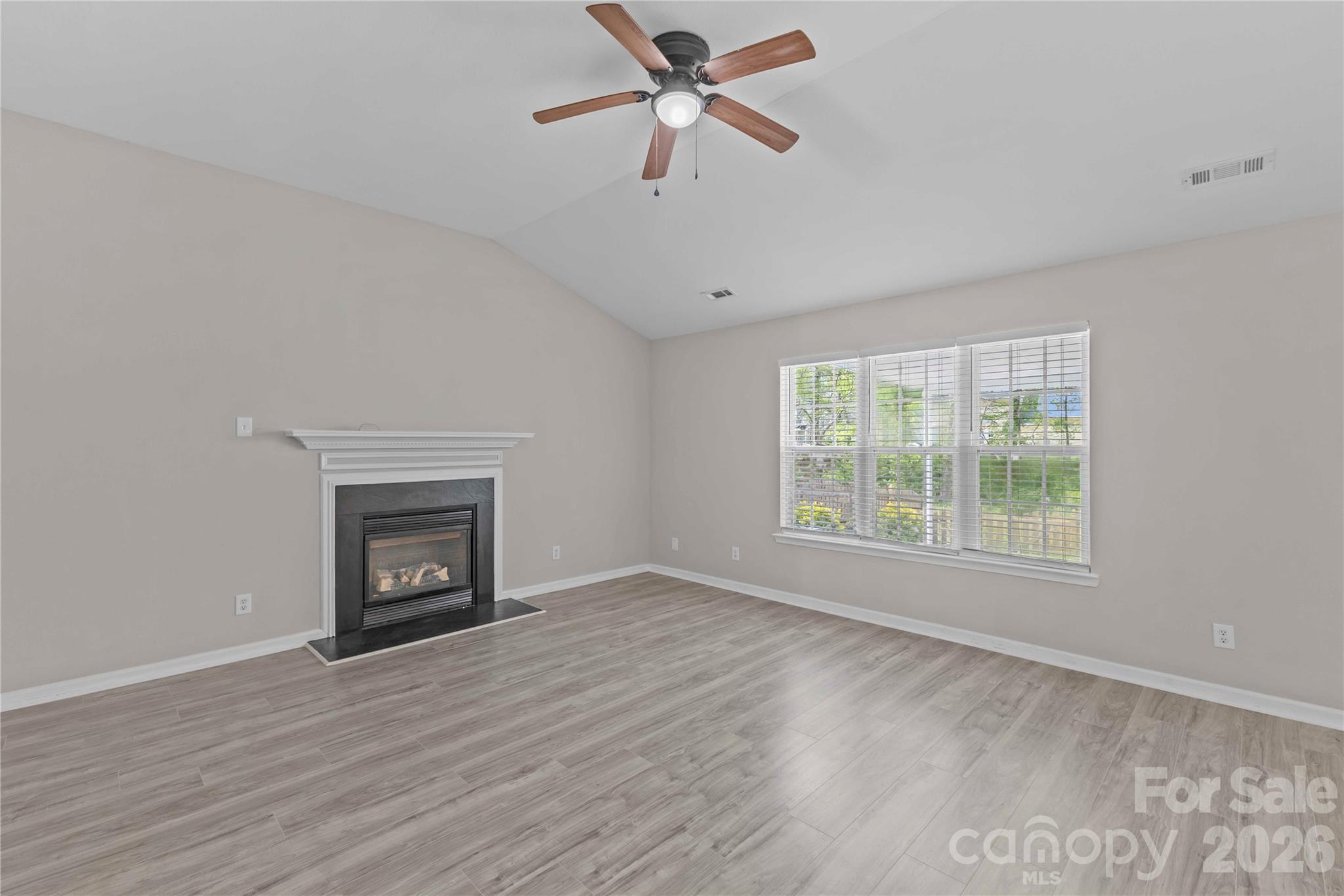 17300 Commons Crossing Drive — Charlotte