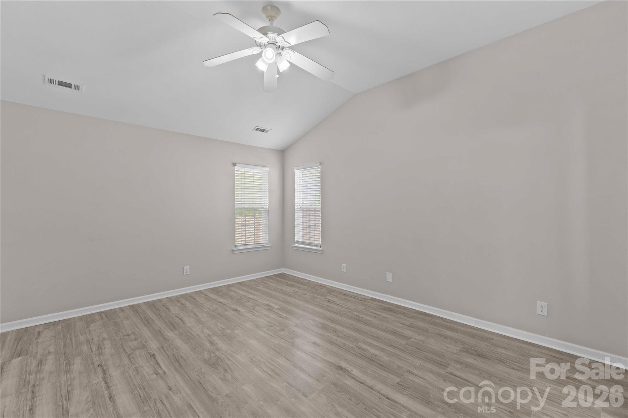 17300 Commons Crossing Drive — Charlotte