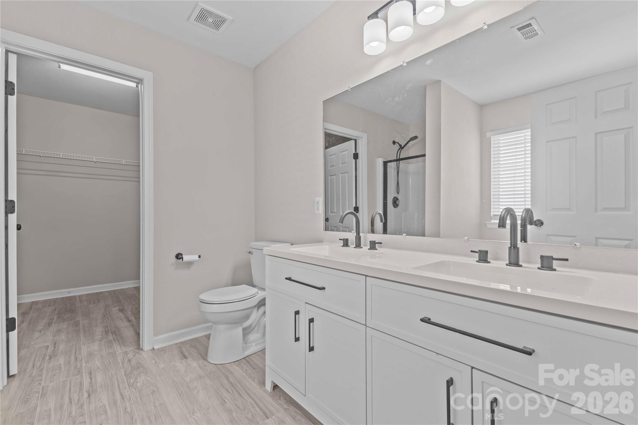 17300 Commons Crossing Drive — Charlotte