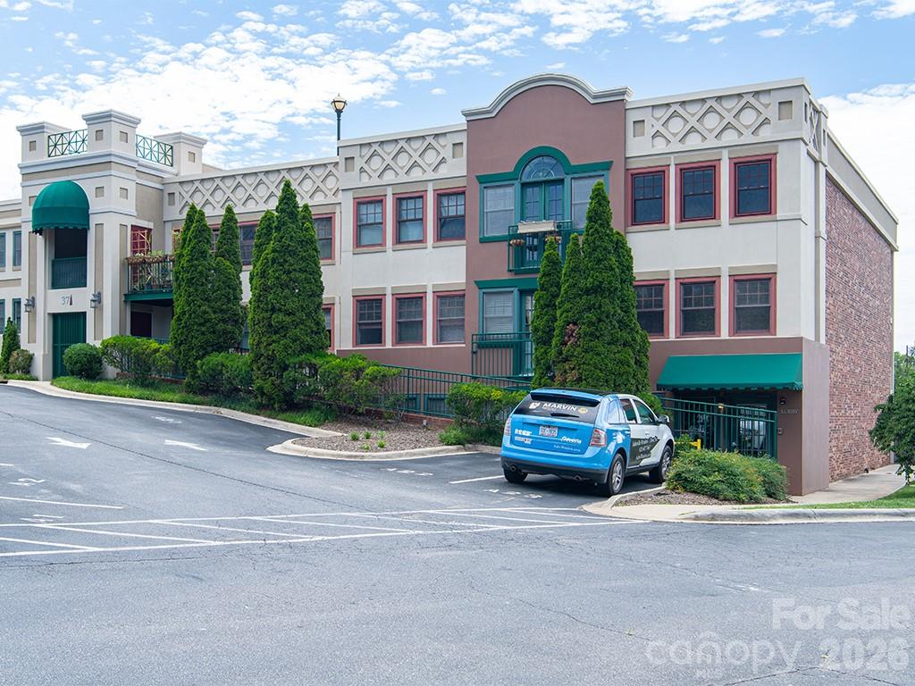 37 Hiawassee Street #W103 — Asheville