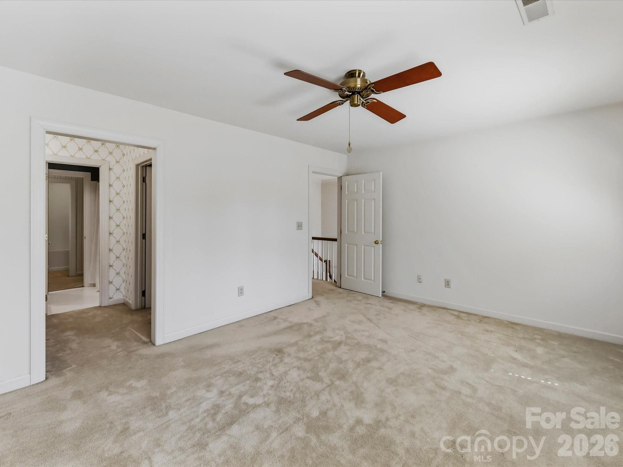 2831 Sharon View Road — Charlotte