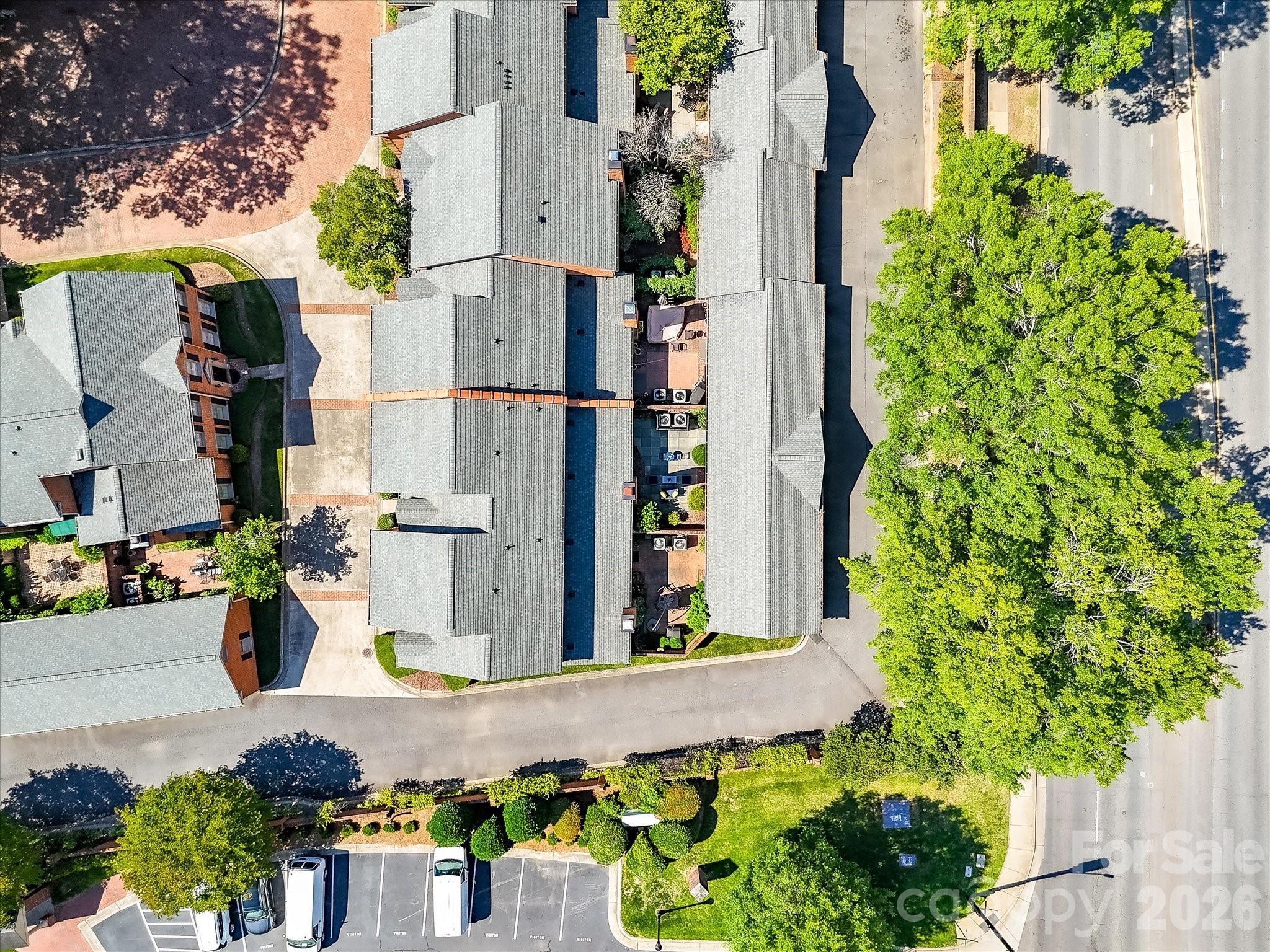 2831 Sharon View Road — Charlotte