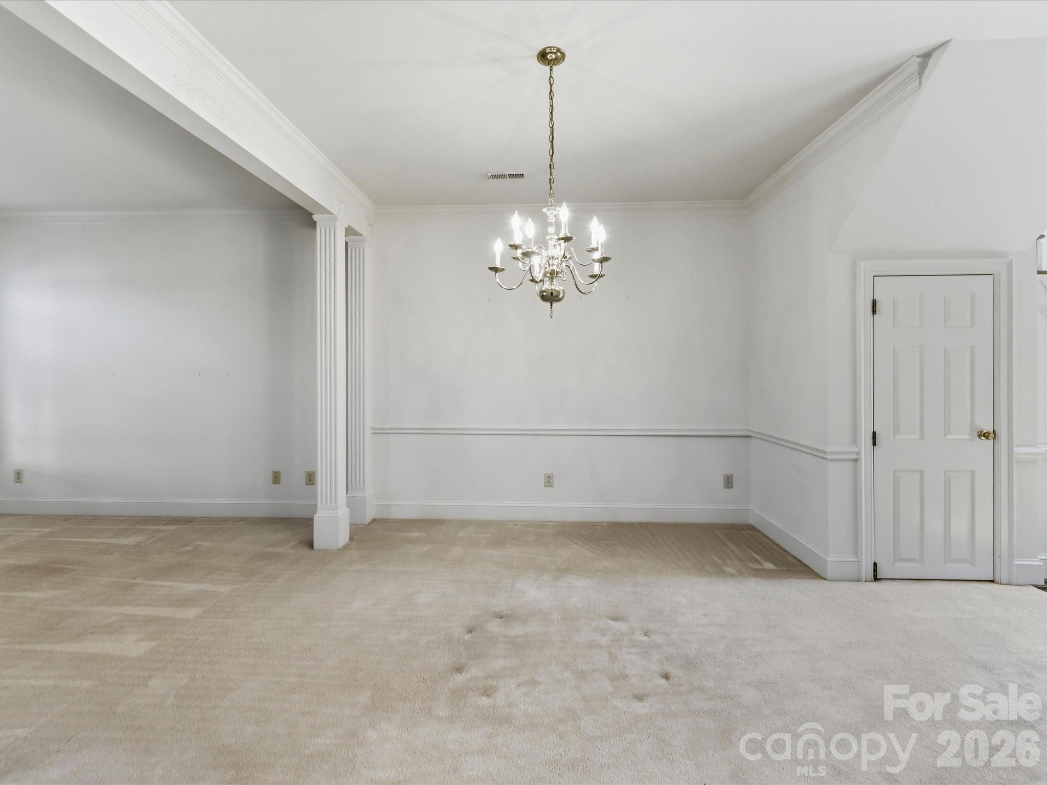 2831 Sharon View Road — Charlotte