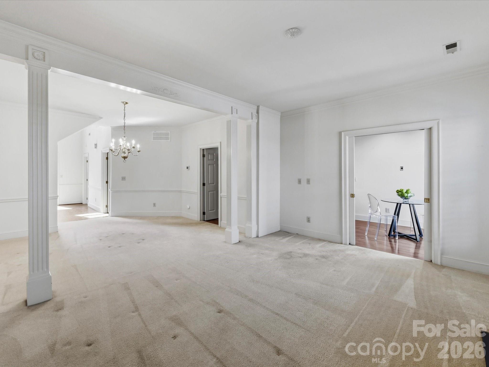 2831 Sharon View Road — Charlotte