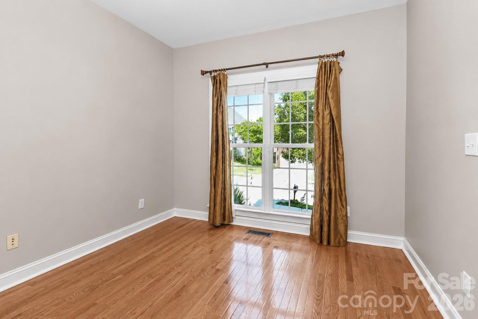 9933 Nicole Lane #1042 — Charlotte