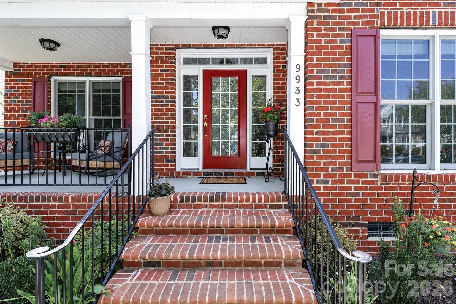 9933 Nicole Lane #1042 — Charlotte