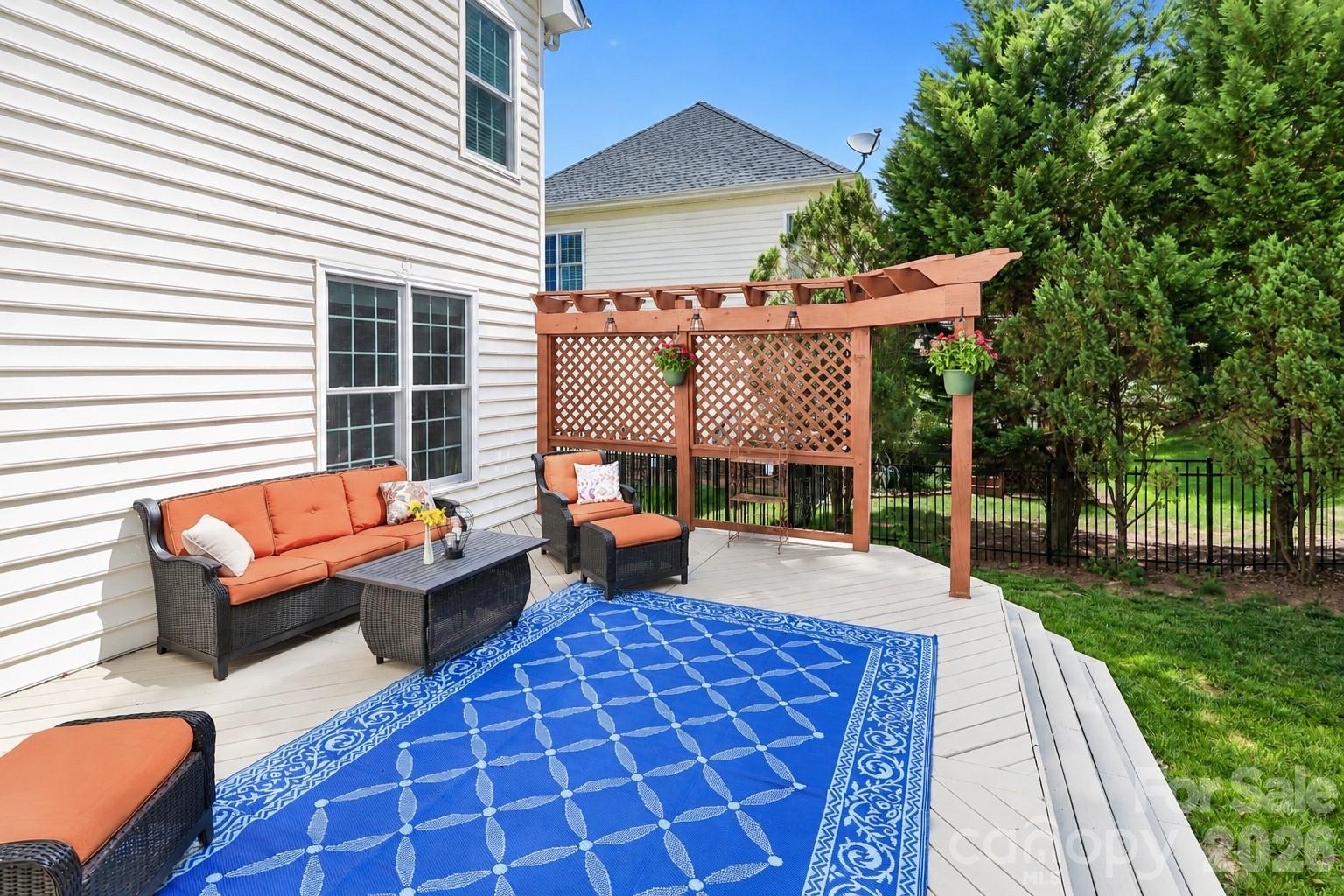 9933 Nicole Lane #1042 — Charlotte