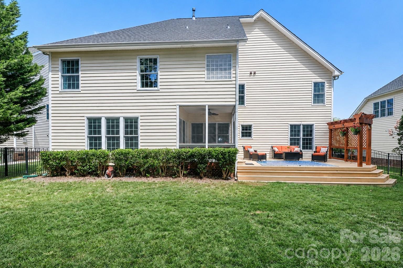 9933 Nicole Lane #1042 — Charlotte