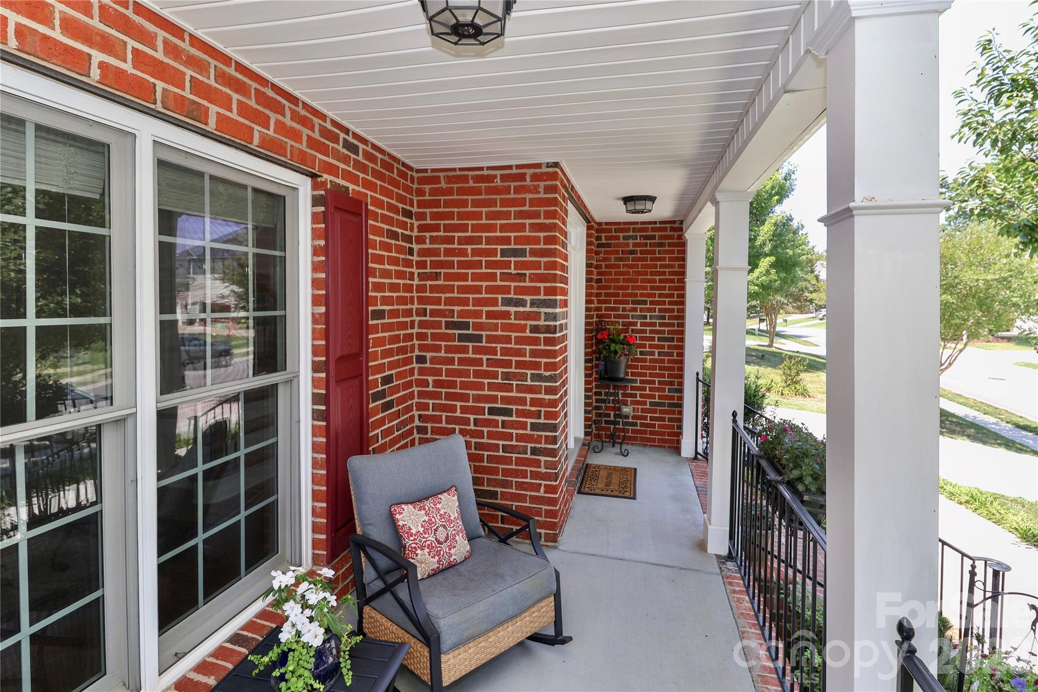 9933 Nicole Lane #1042 — Charlotte