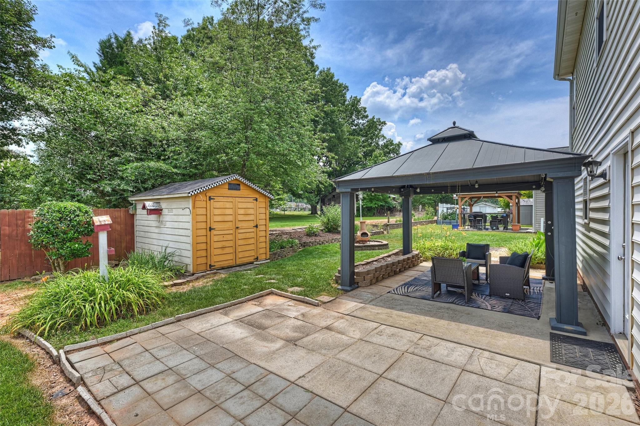 315 Wendover Drive — Locust