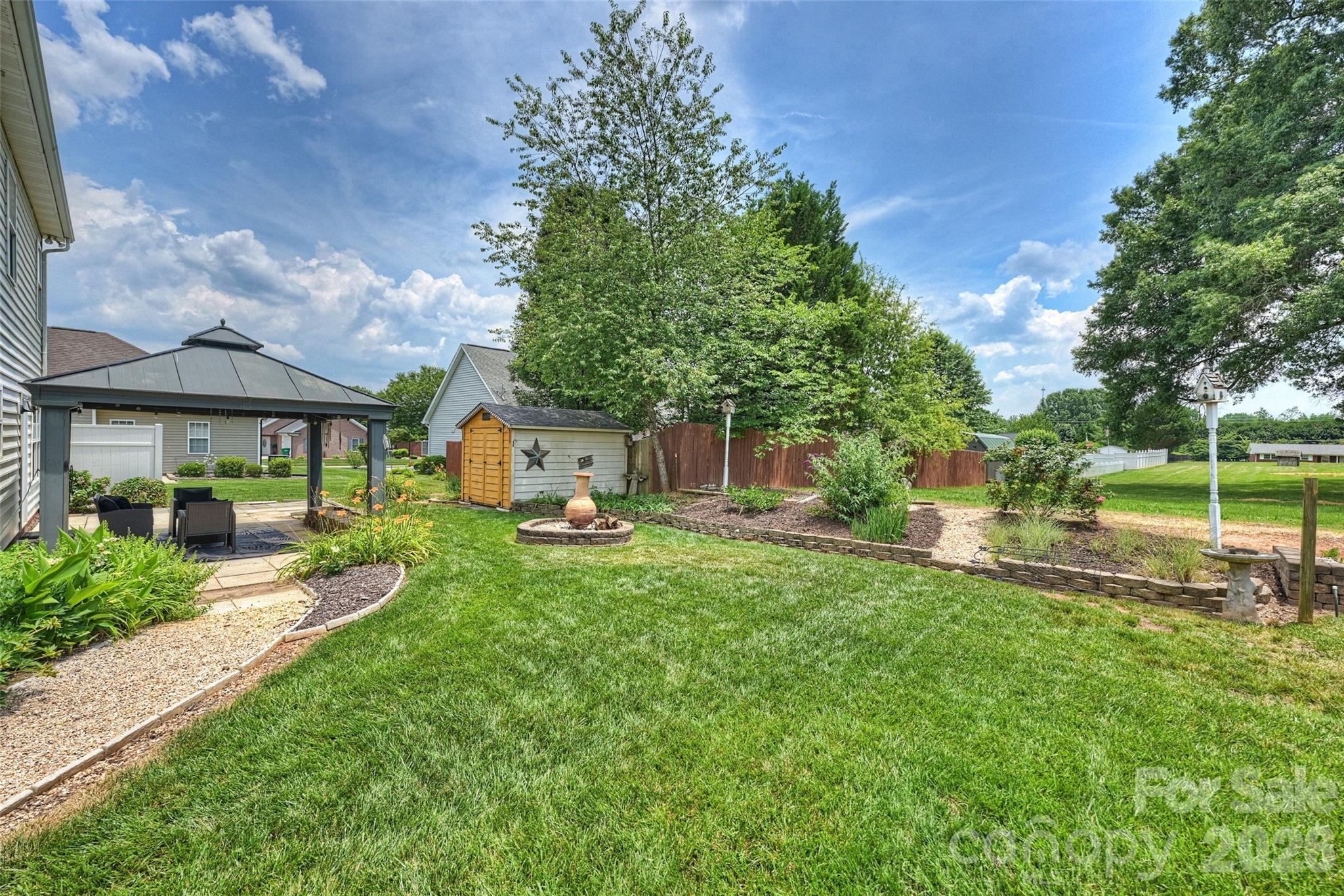 315 Wendover Drive — Locust