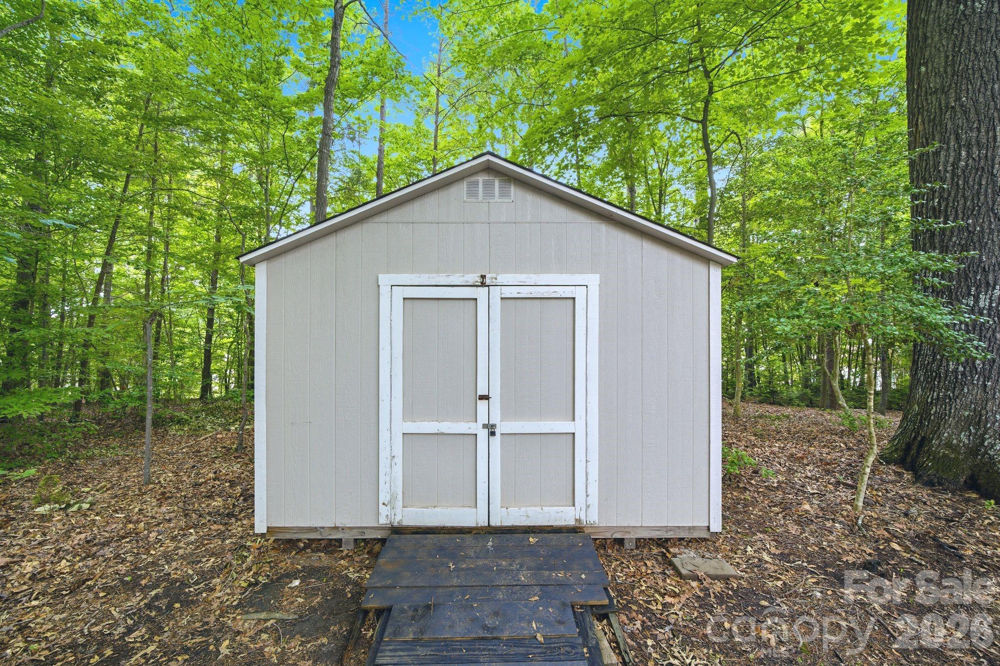 2937 Shady Reach Lane — Charlotte