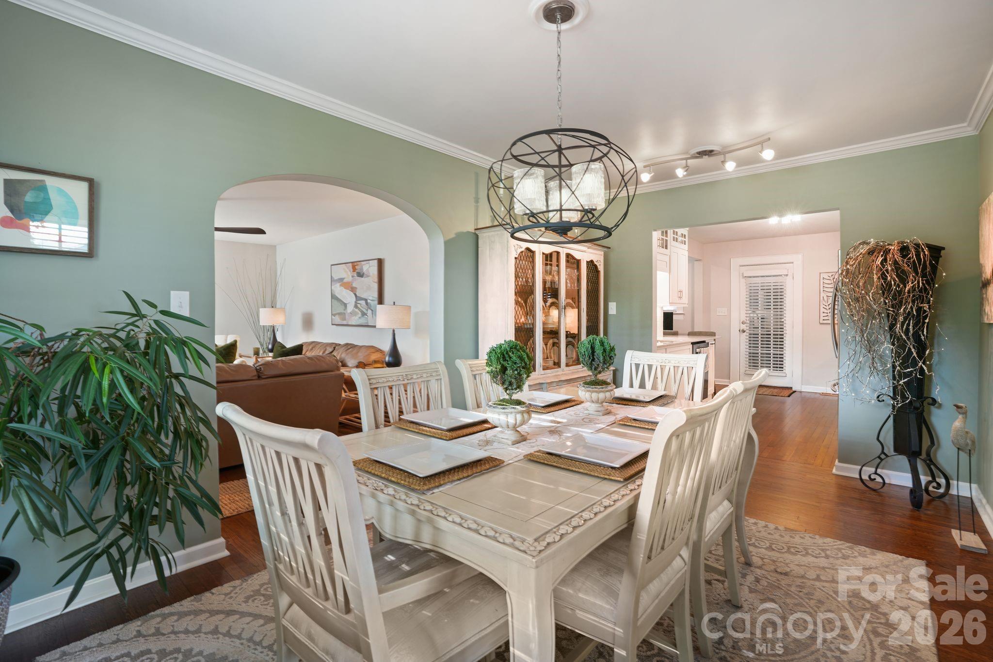 1520 5th Street NE — Hickory