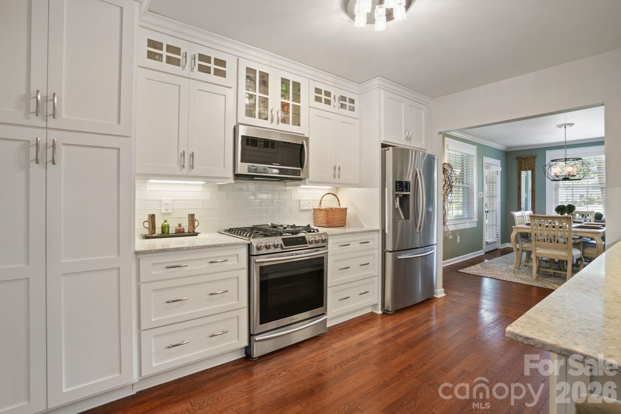 1520 5th Street NE — Hickory