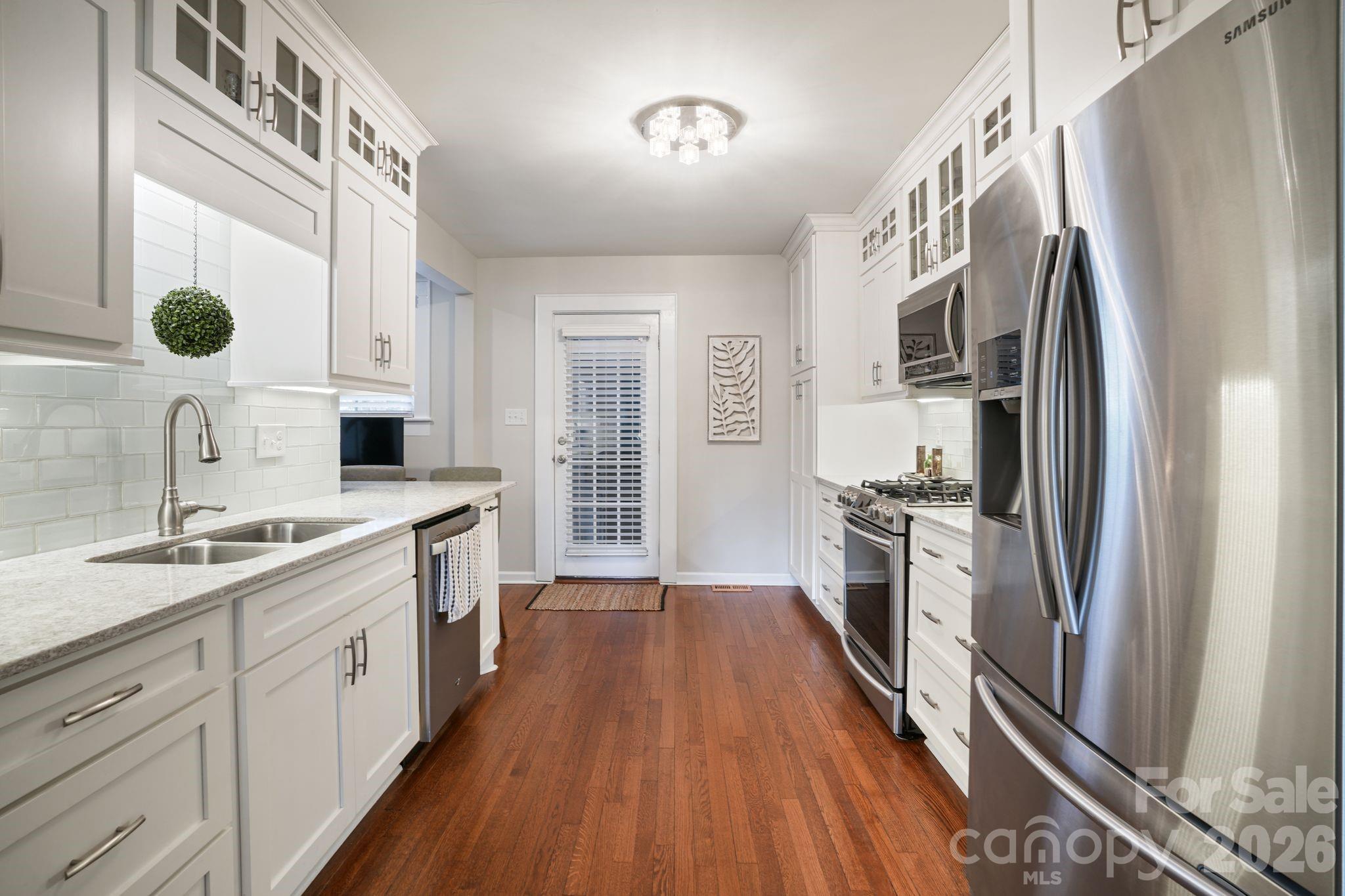 1520 5th Street NE — Hickory