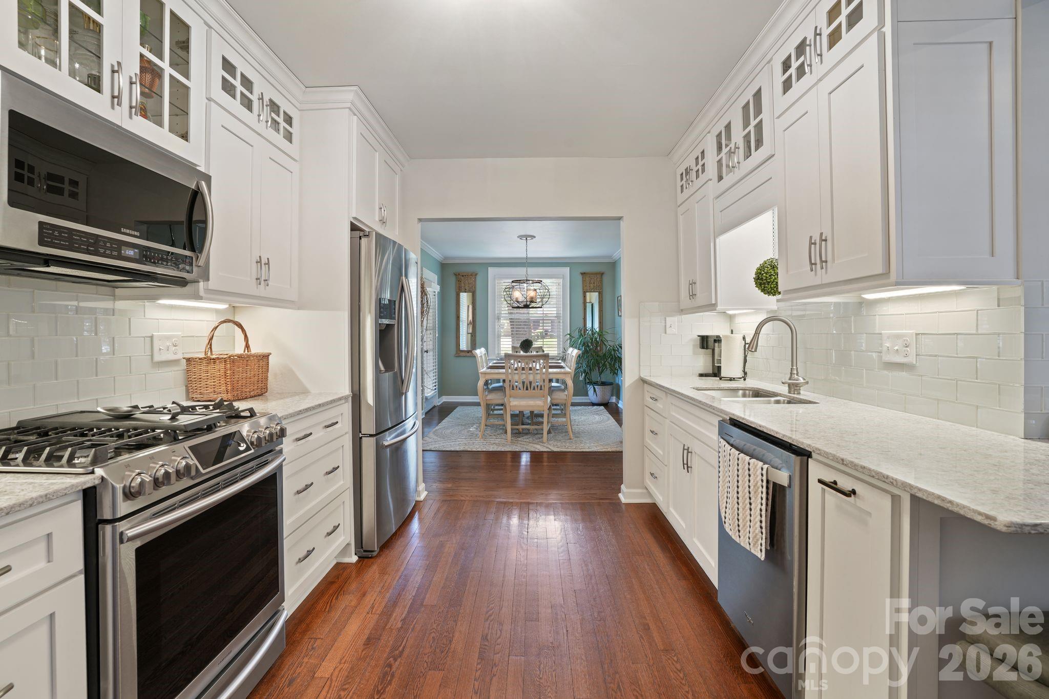 1520 5th Street NE — Hickory
