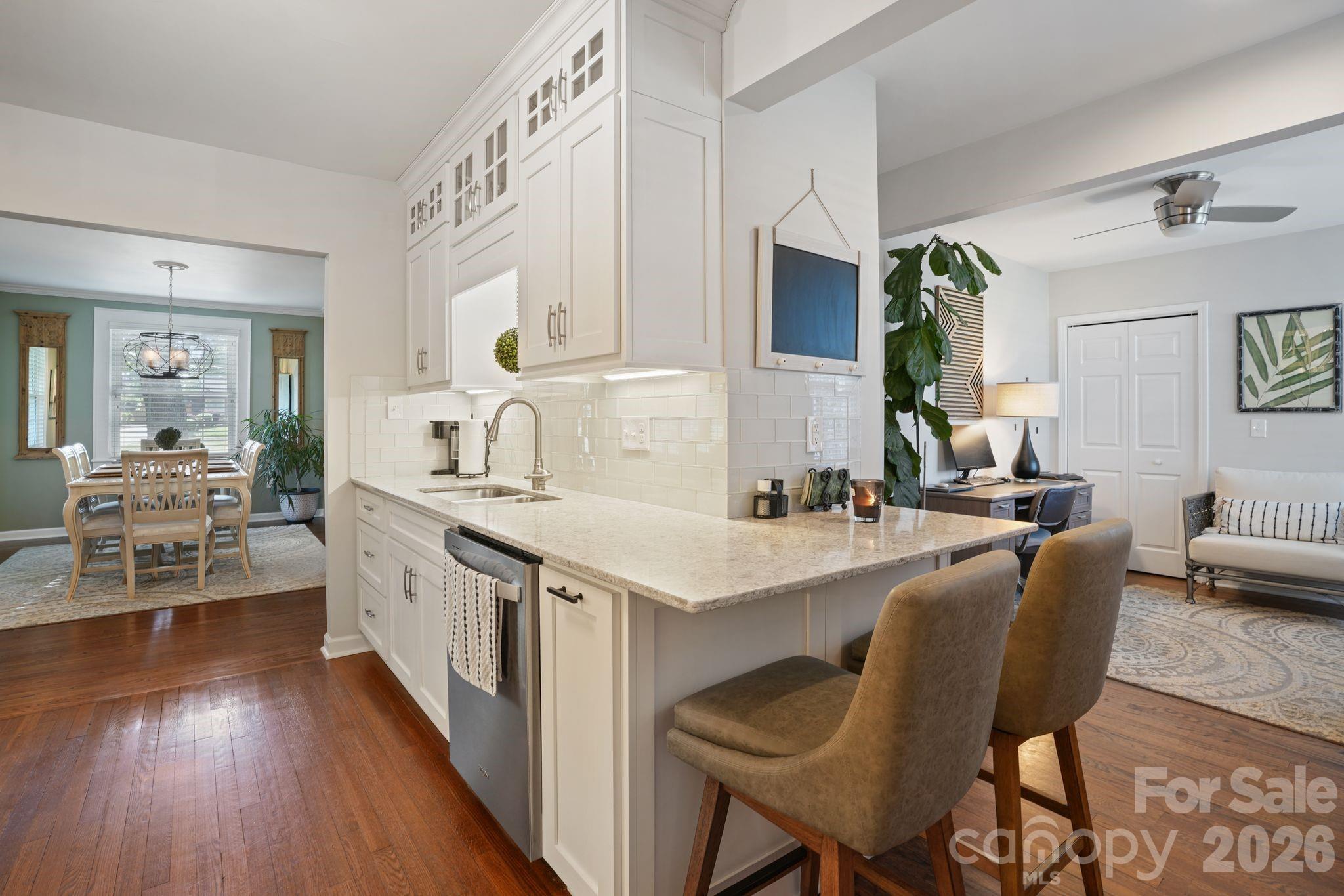 1520 5th Street NE — Hickory