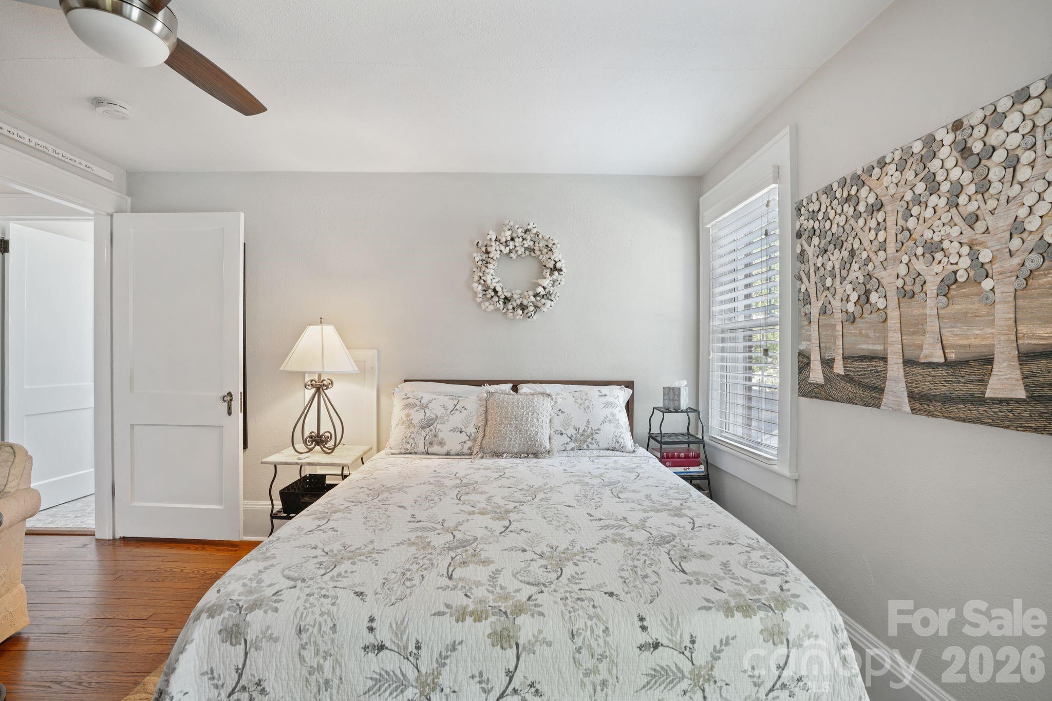 1520 5th Street NE — Hickory