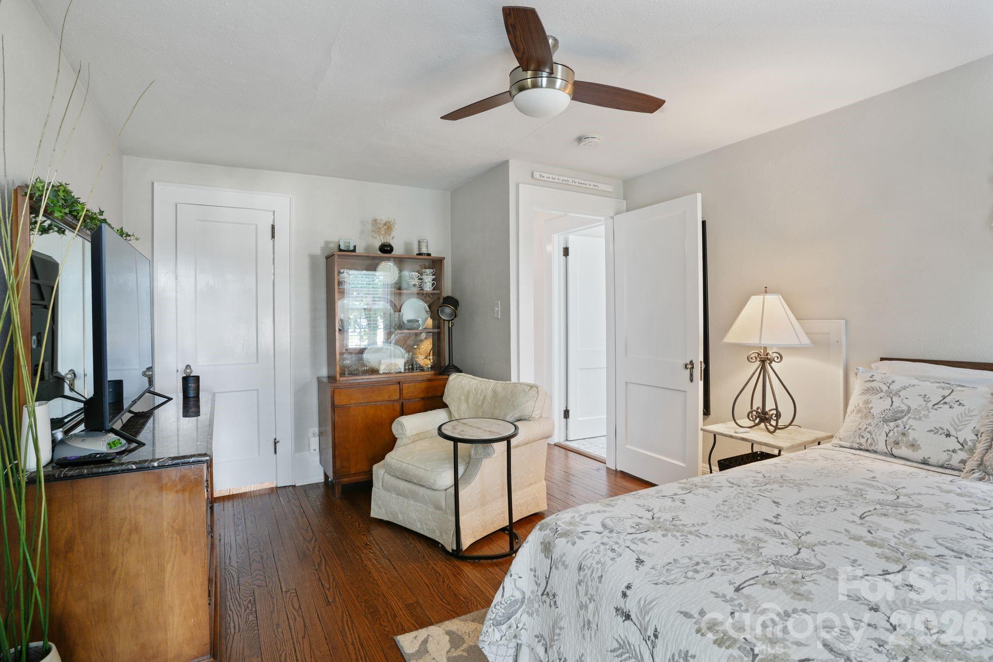1520 5th Street NE — Hickory
