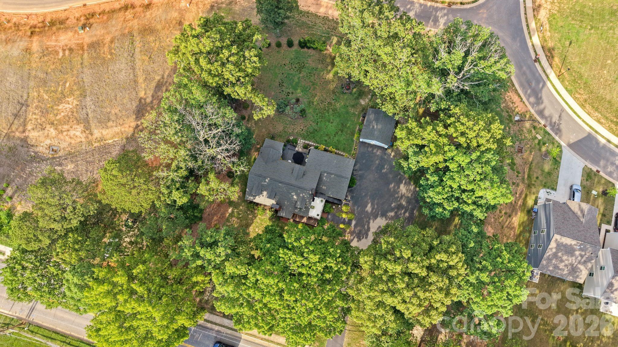 1520 5th Street NE — Hickory