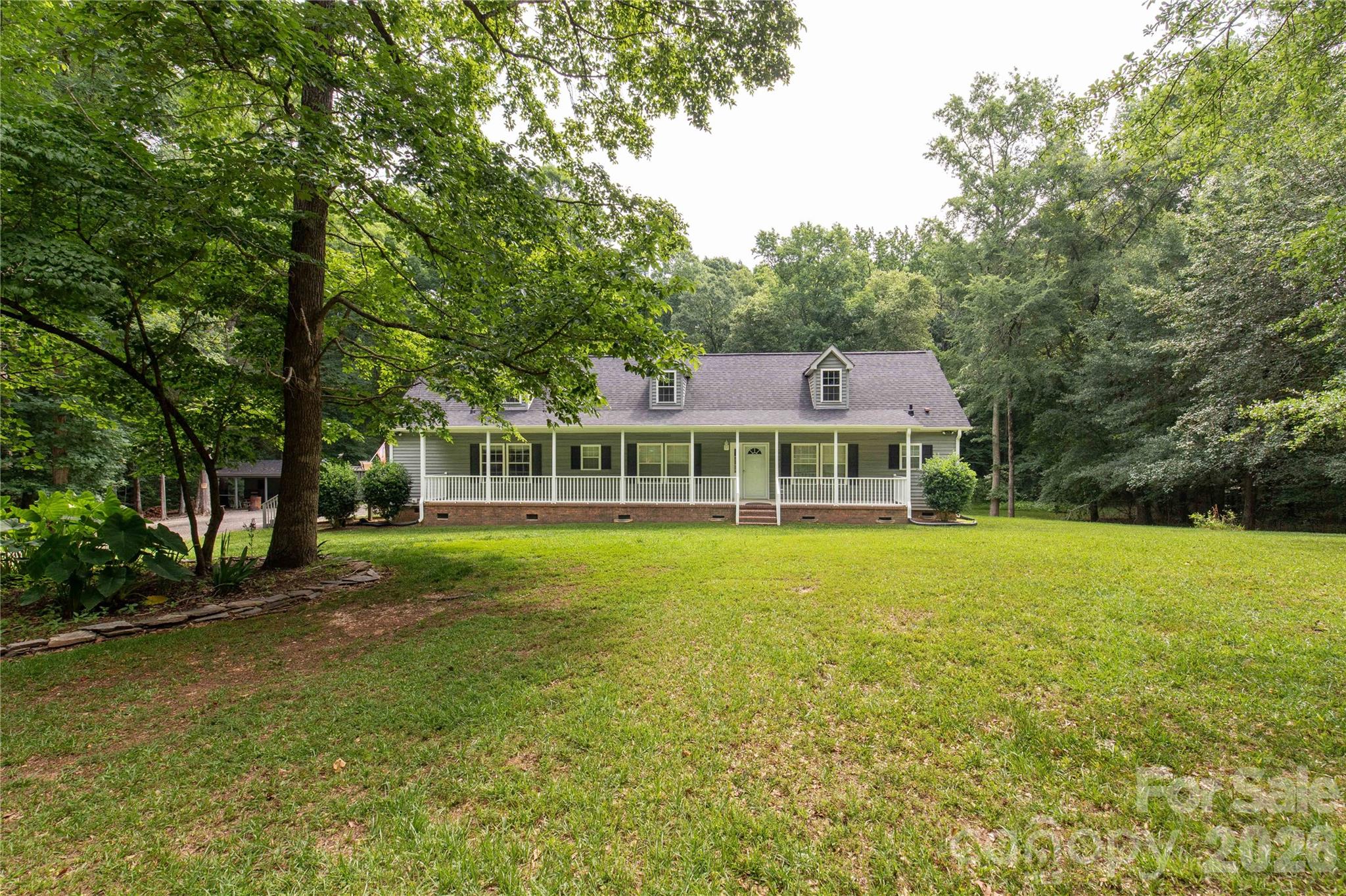 1738 Charlotte Highway — Lancaster