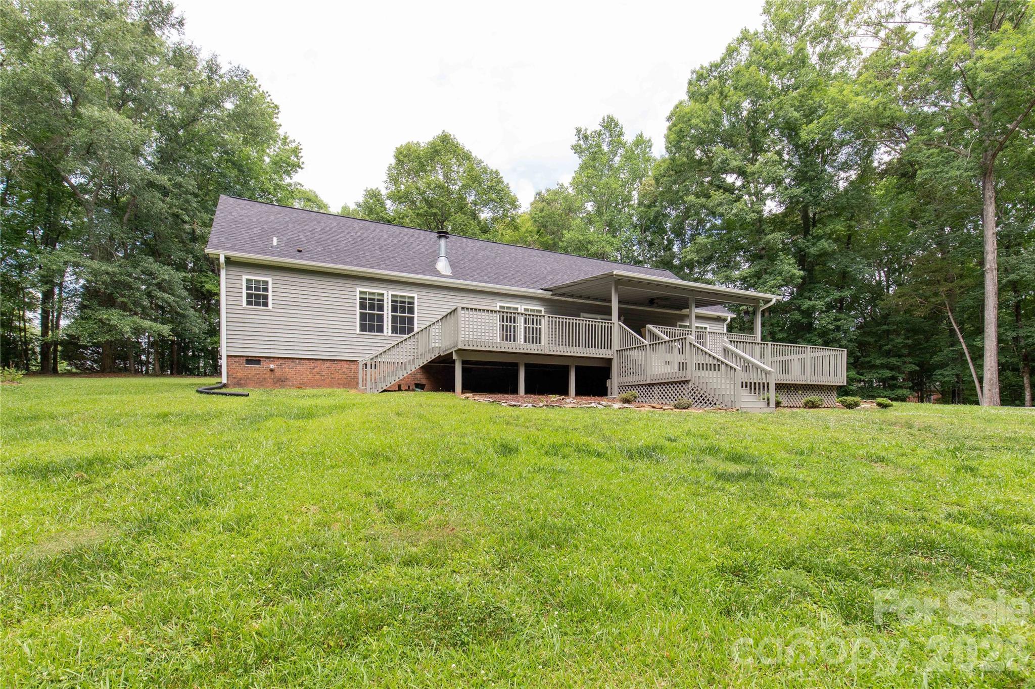 1738 Charlotte Highway — Lancaster