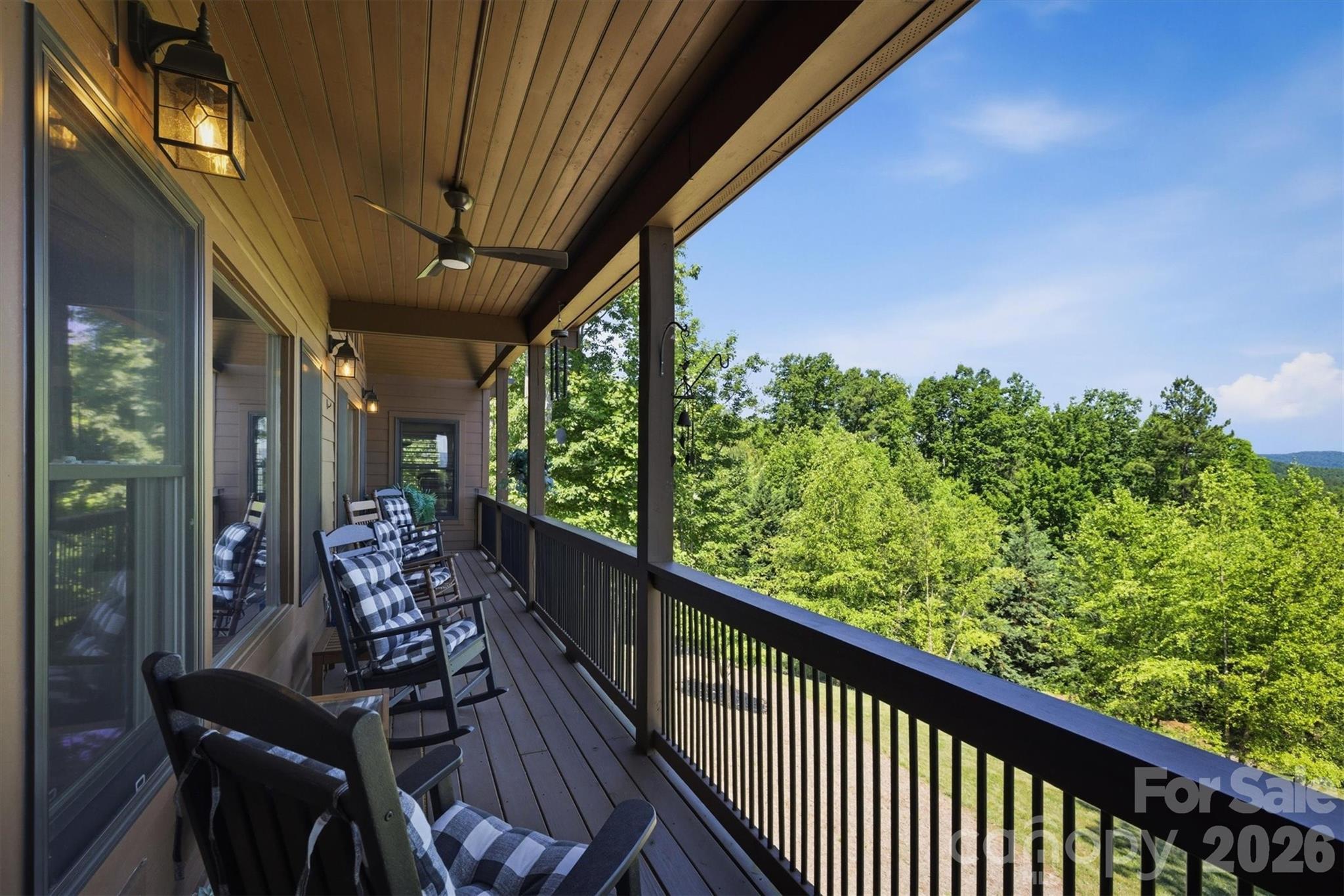315 Lakeview Trail — Nebo