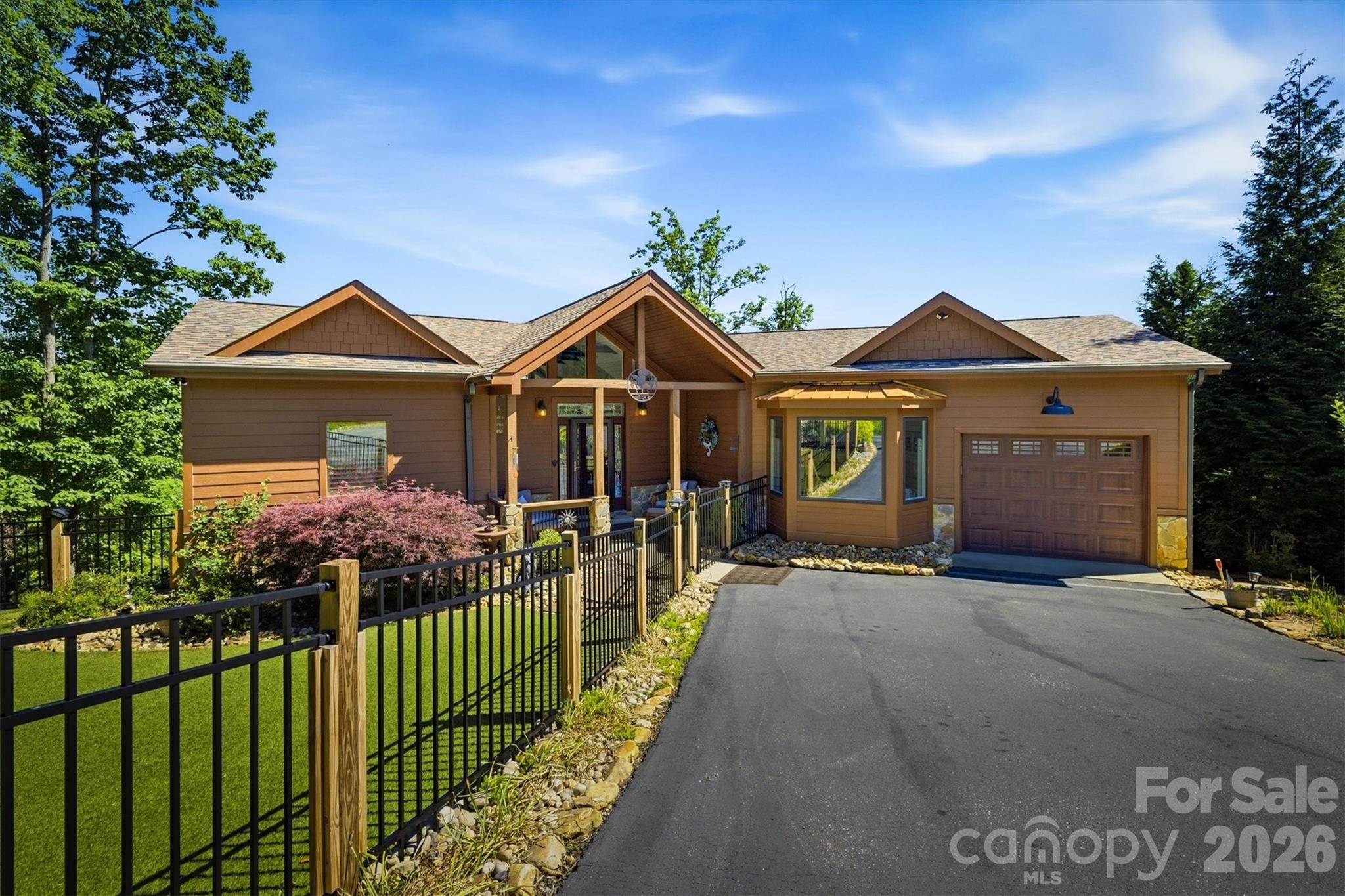 315 Lakeview Trail — Nebo