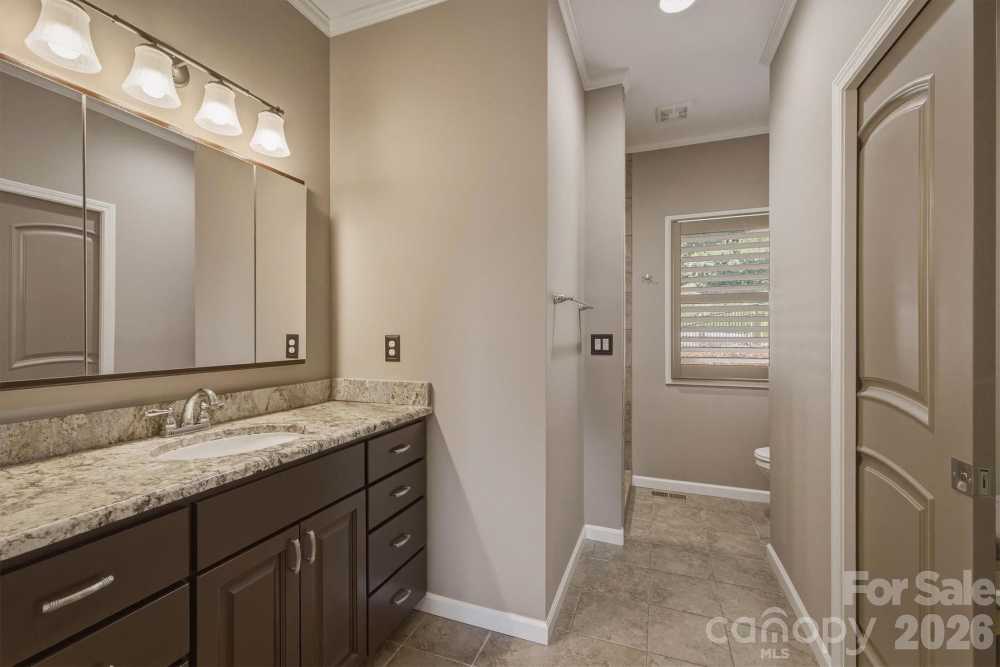 315 Lakeview Trail — Nebo