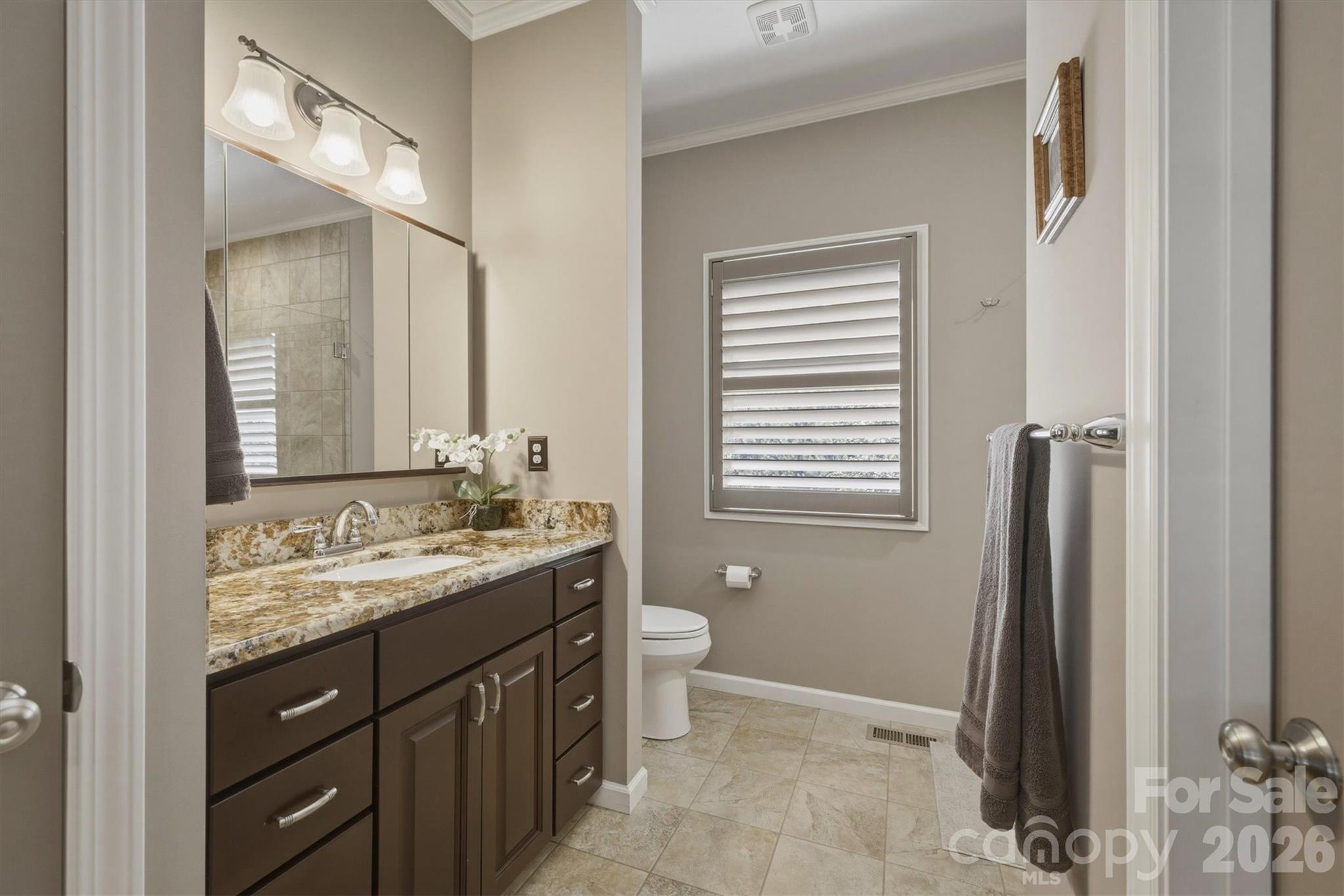 315 Lakeview Trail — Nebo