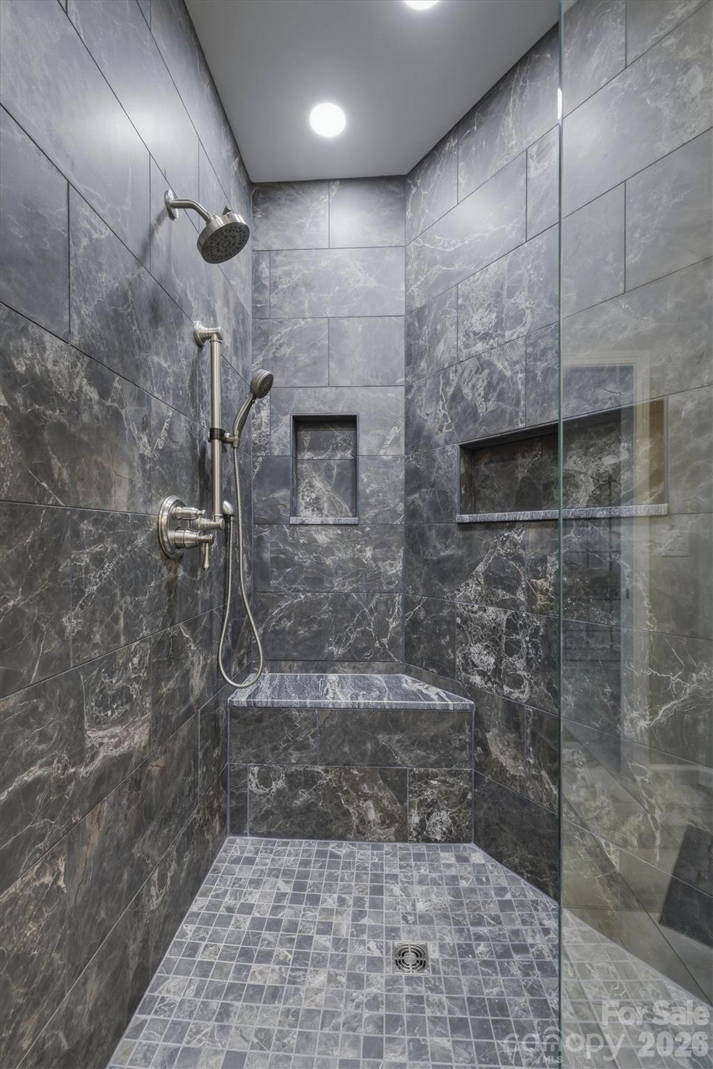 315 Lakeview Trail — Nebo