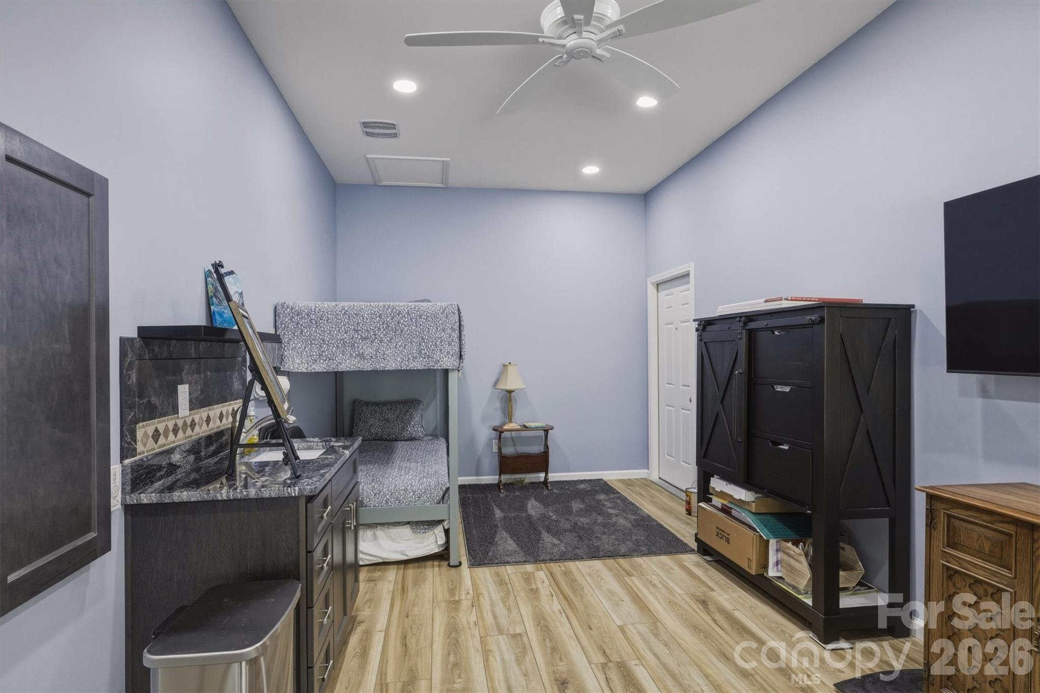 315 Lakeview Trail — Nebo