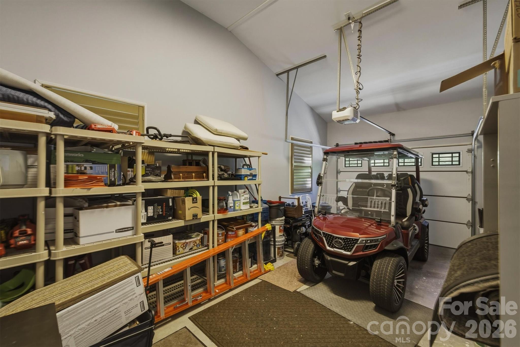 315 Lakeview Trail — Nebo