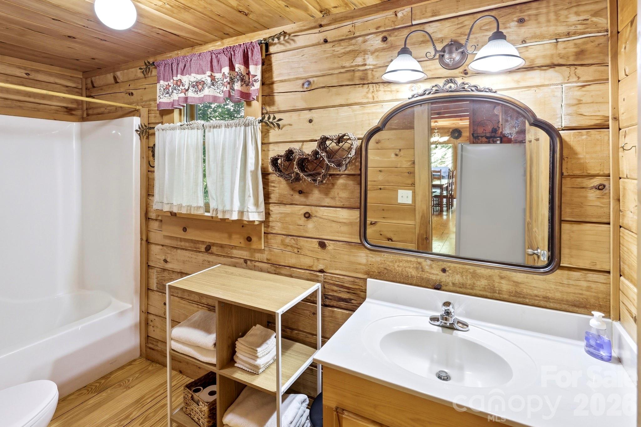 119 Egret Road — Lake Lure