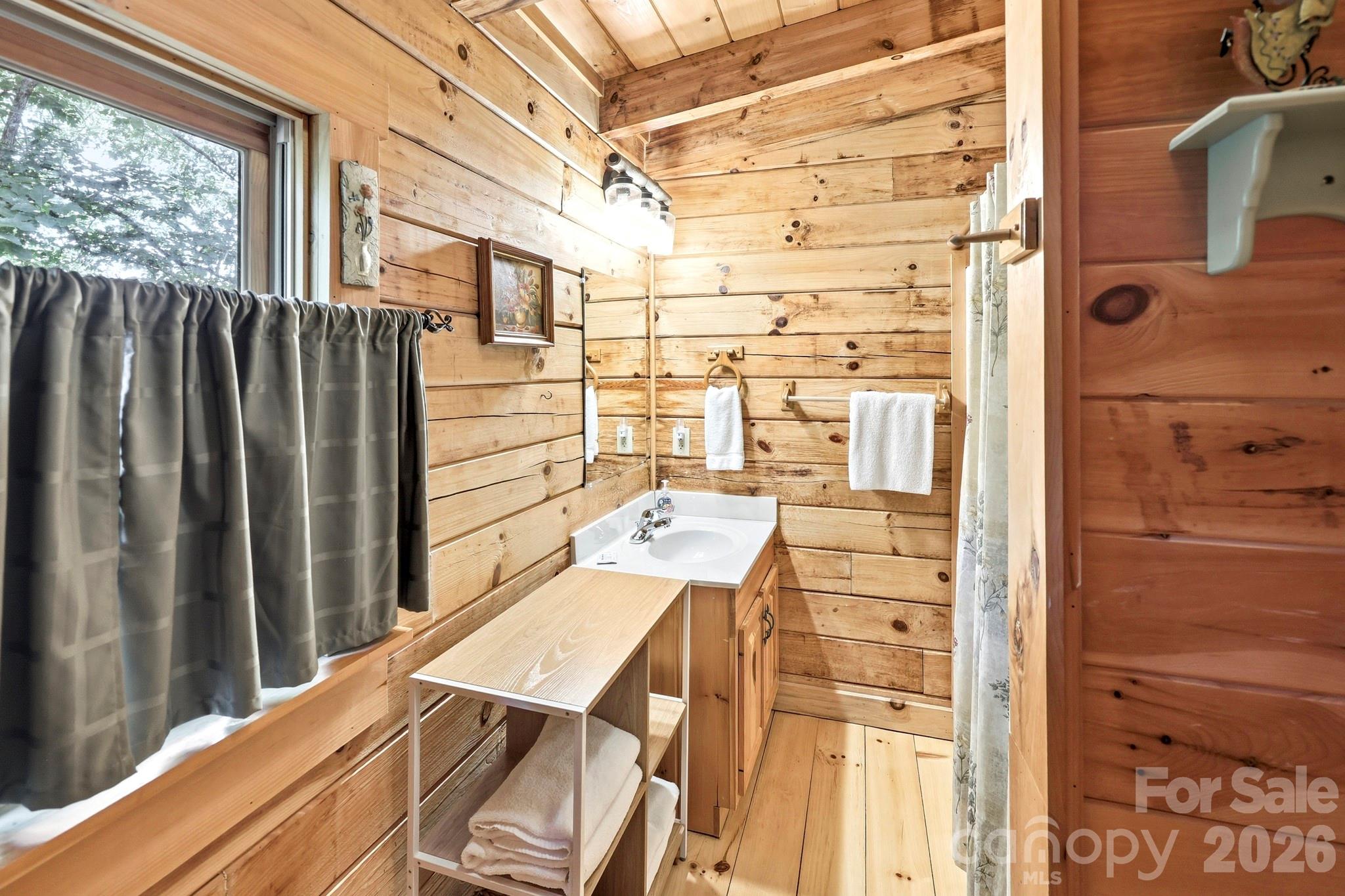 119 Egret Road — Lake Lure