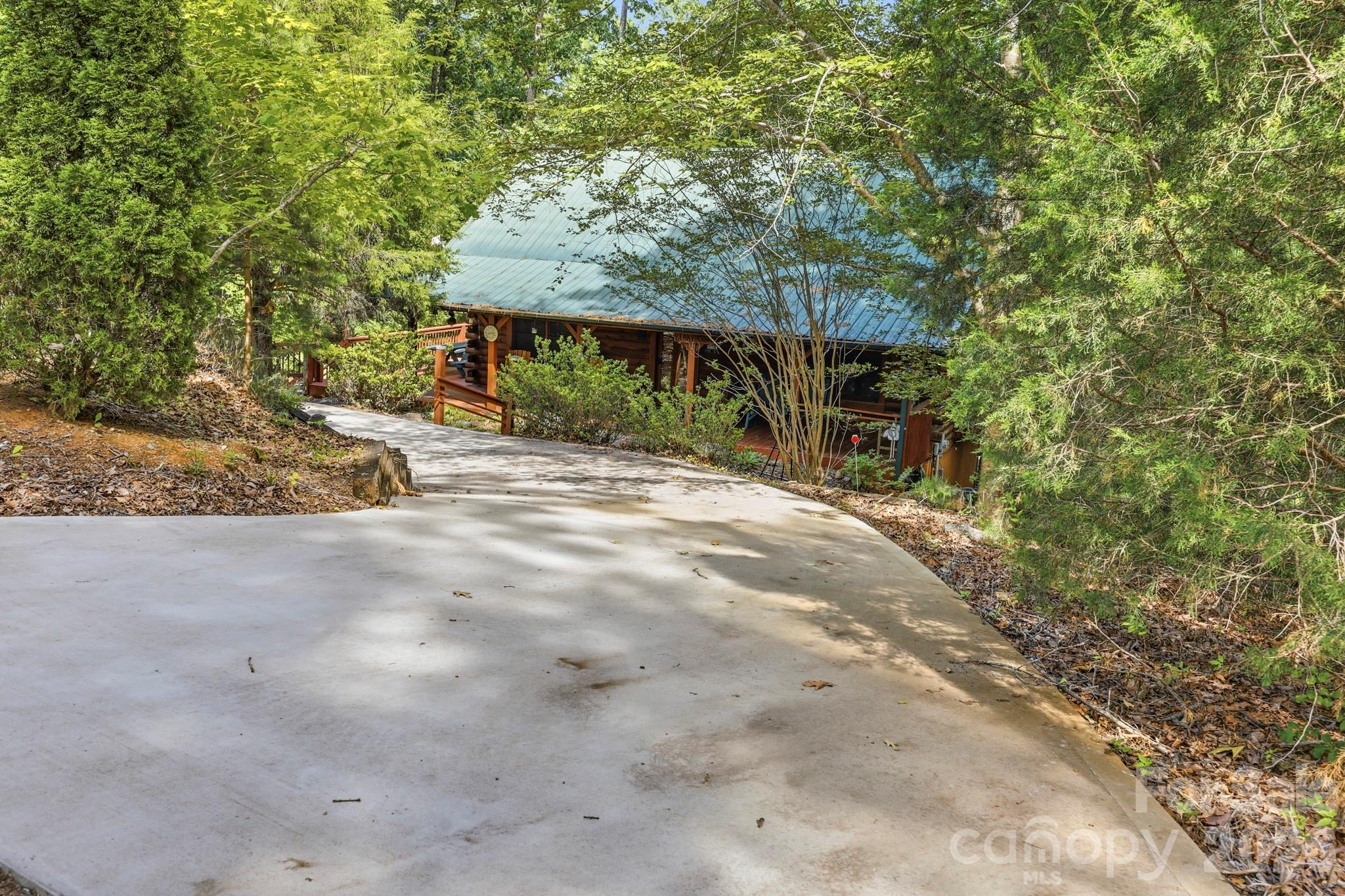 119 Egret Road — Lake Lure