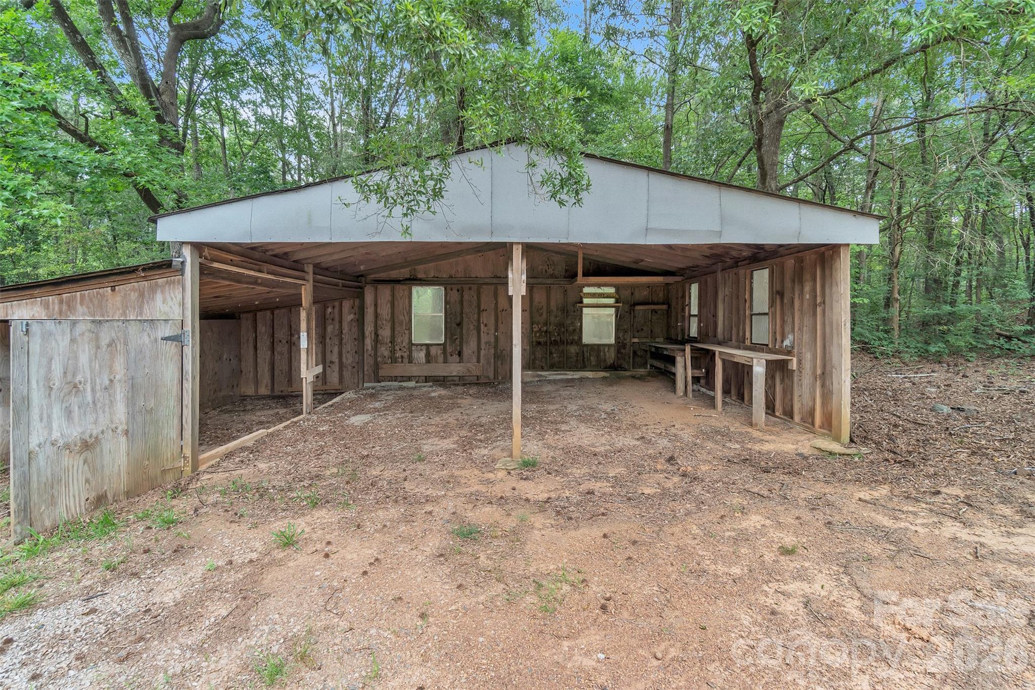 367 Horne Road — Peachland